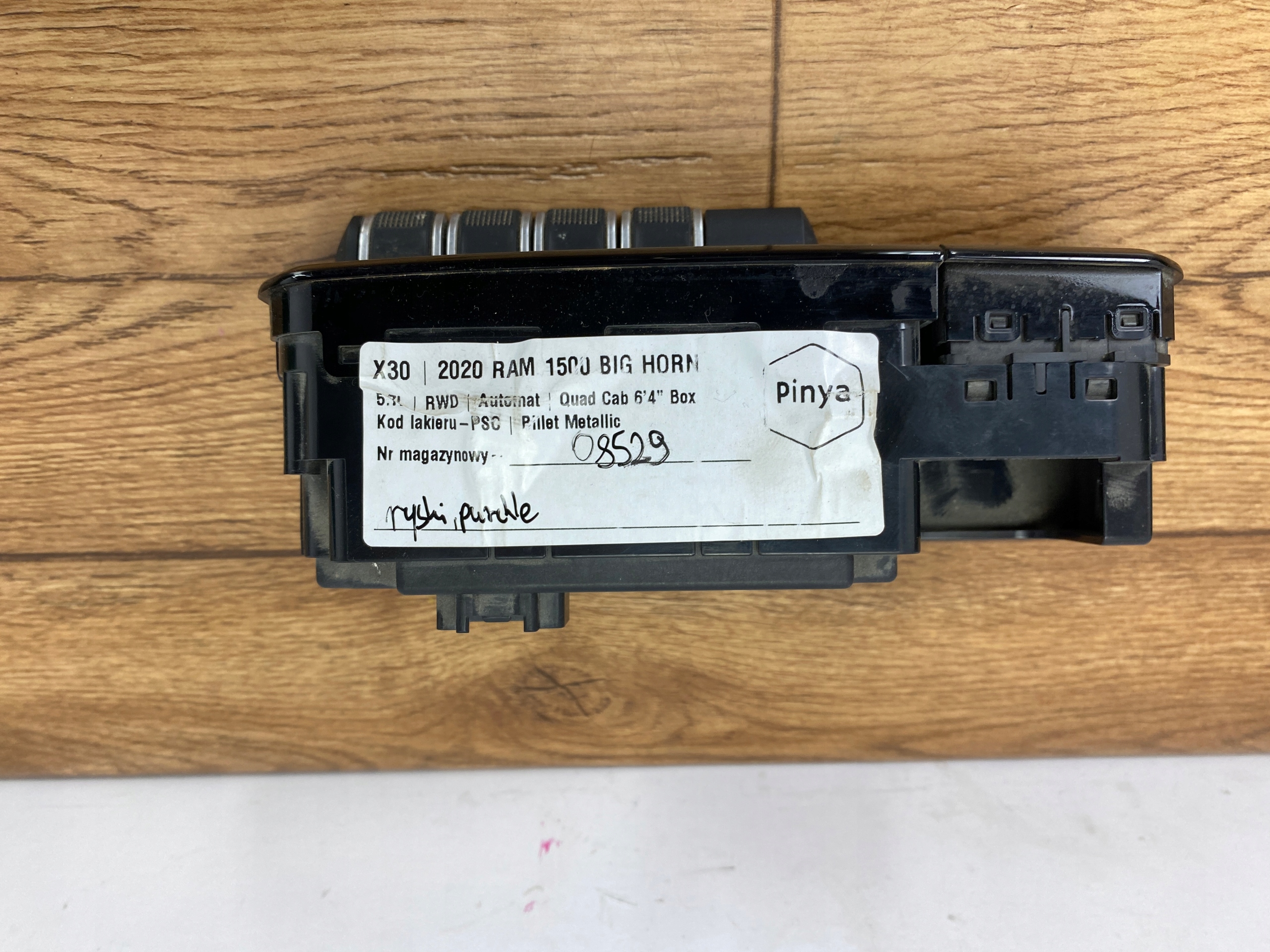 Bouton Ram 1500 2019+ USA