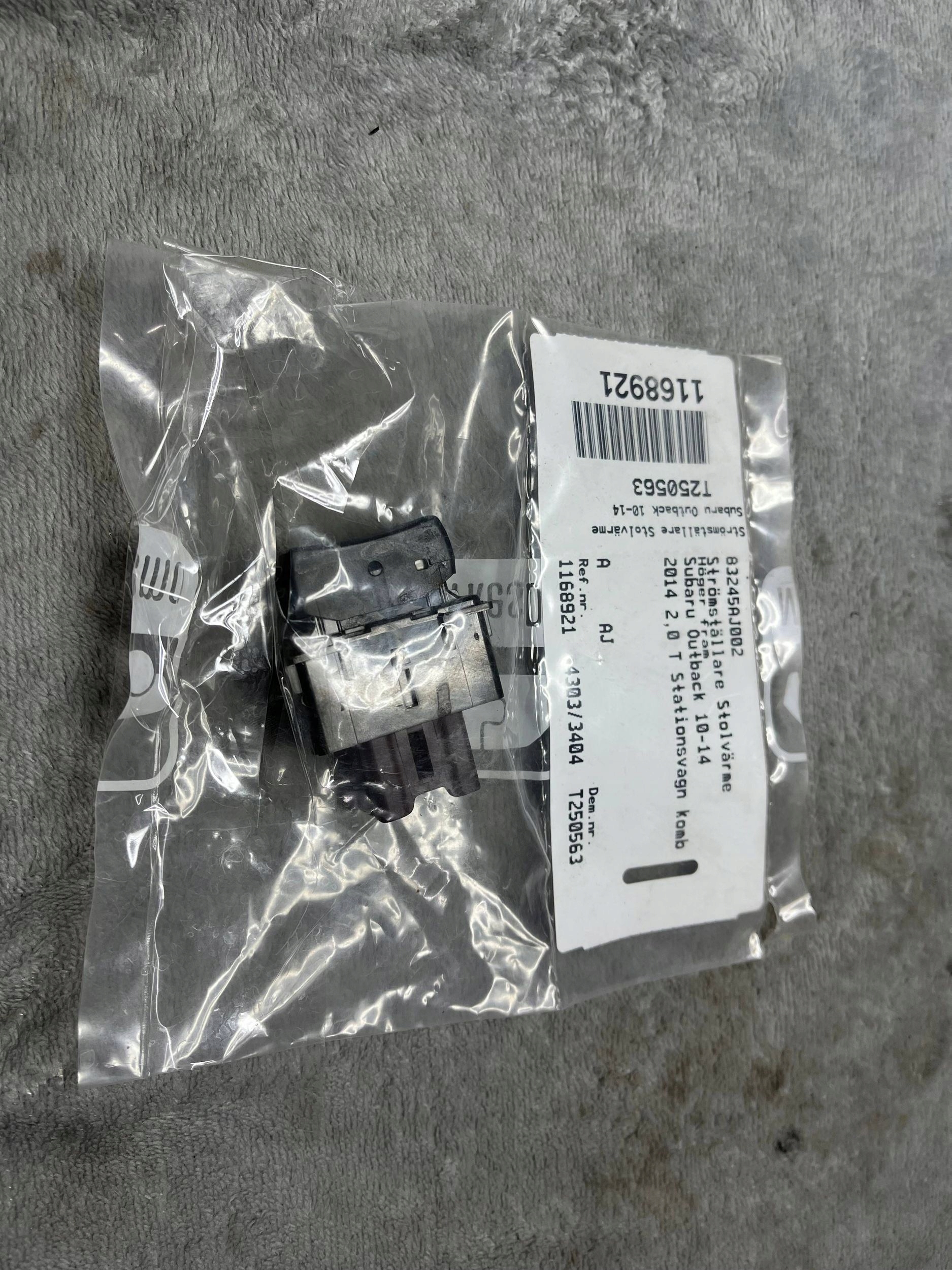 Schalter Hitzung SITZ subaru legacy 3 III 83245AJ002 !J