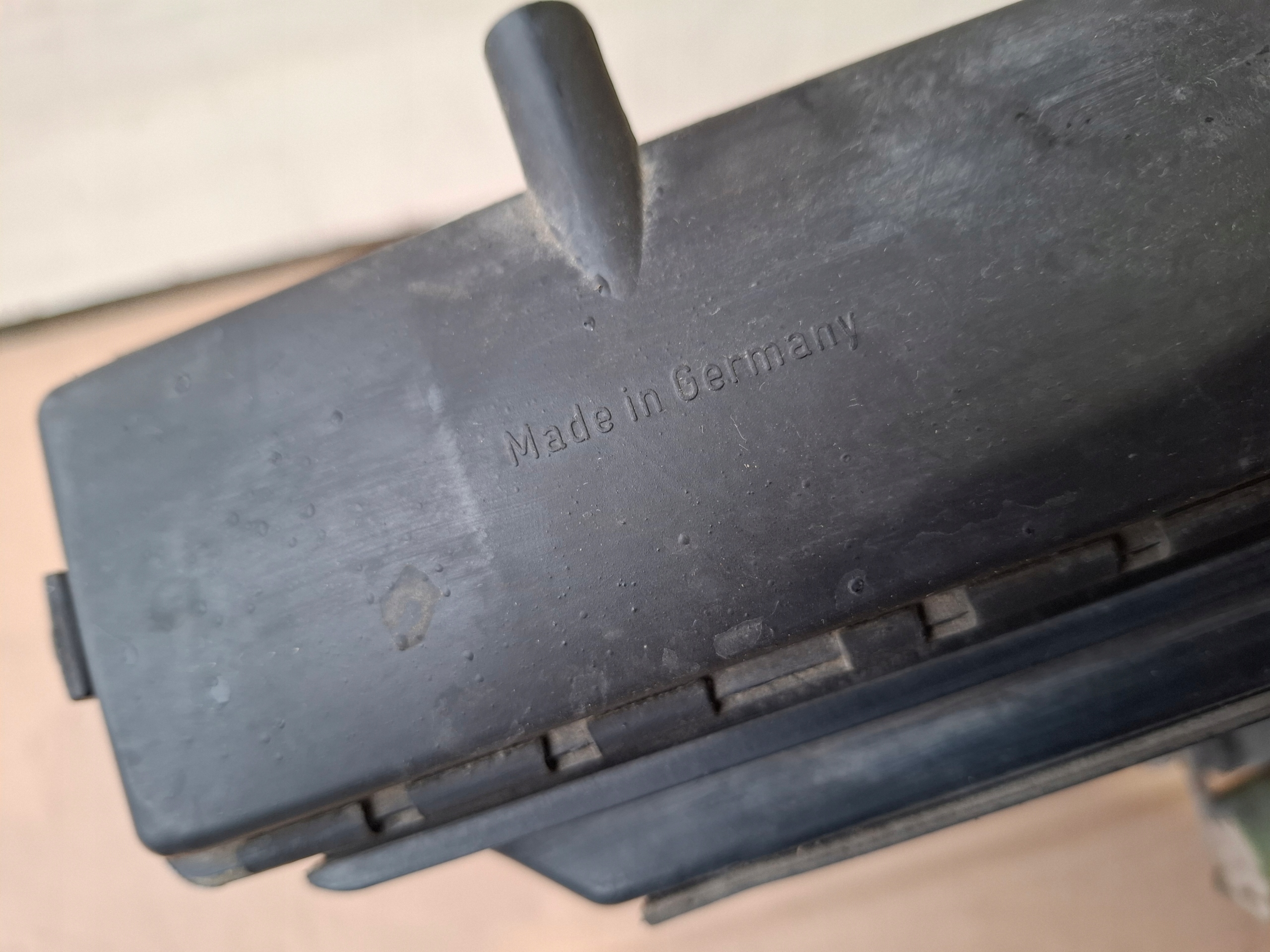 ventilátor chladič vody pravá PORSCHE 911 996 04r