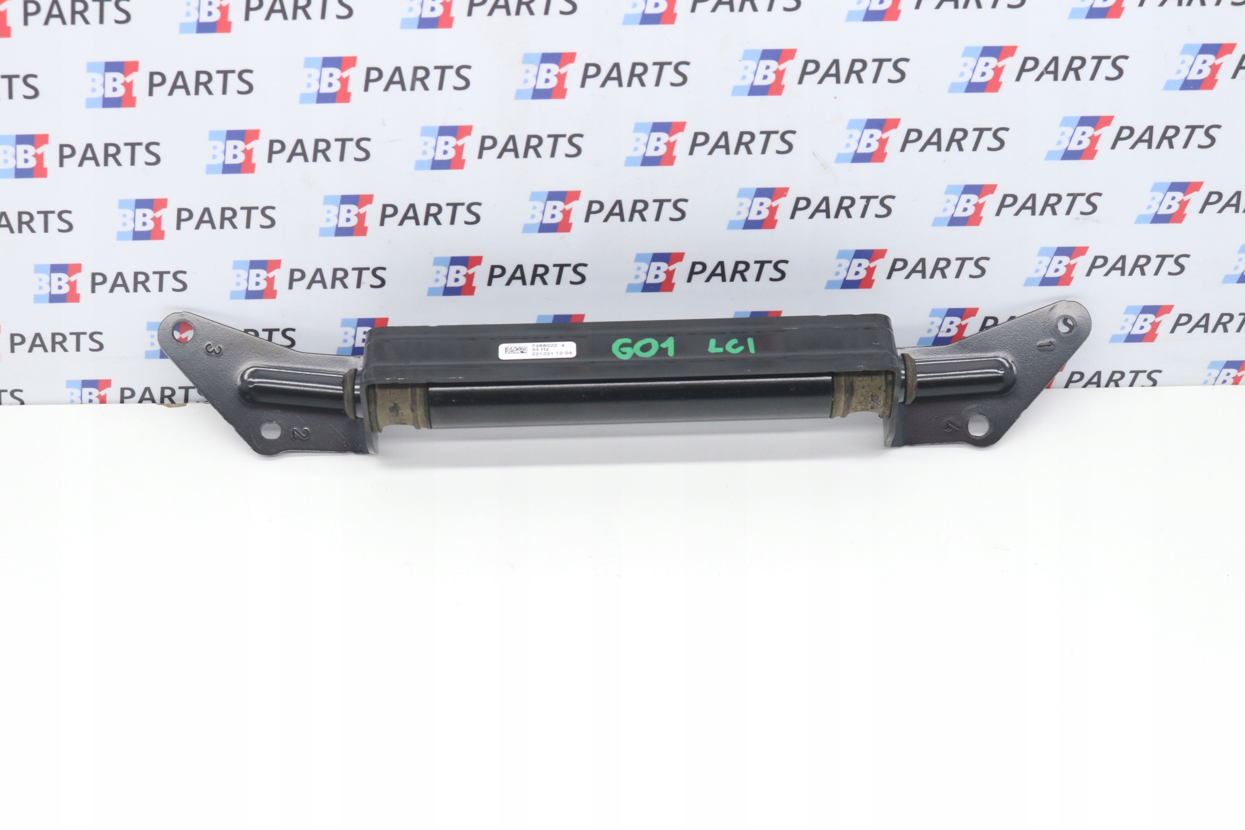 BMW G01 X3 shock absorber bonnet boot 7468022
