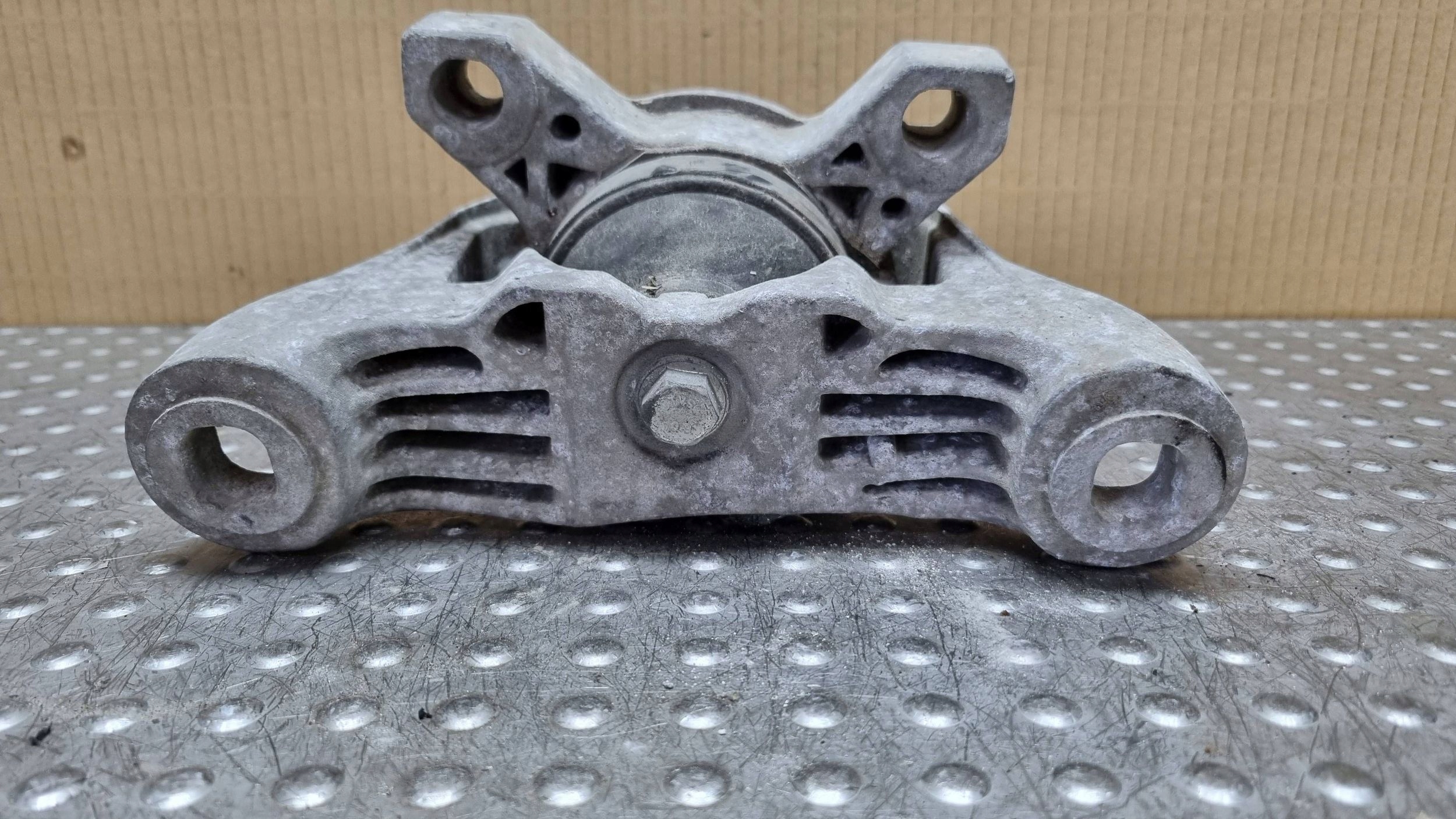 engine mount right 1M51-6F012-BA FORD FOCUS MK1 CONNECT MK1 1,8TDCI