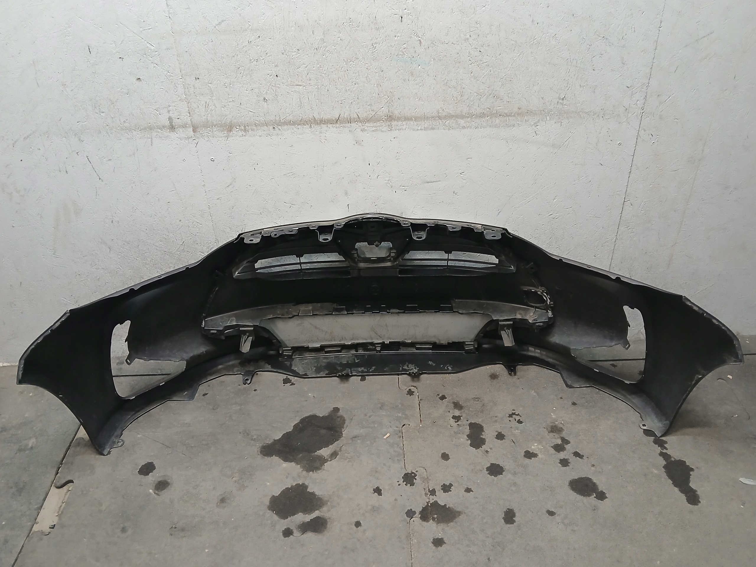 nárazník předek TOYOTA YARIS IV 4 20