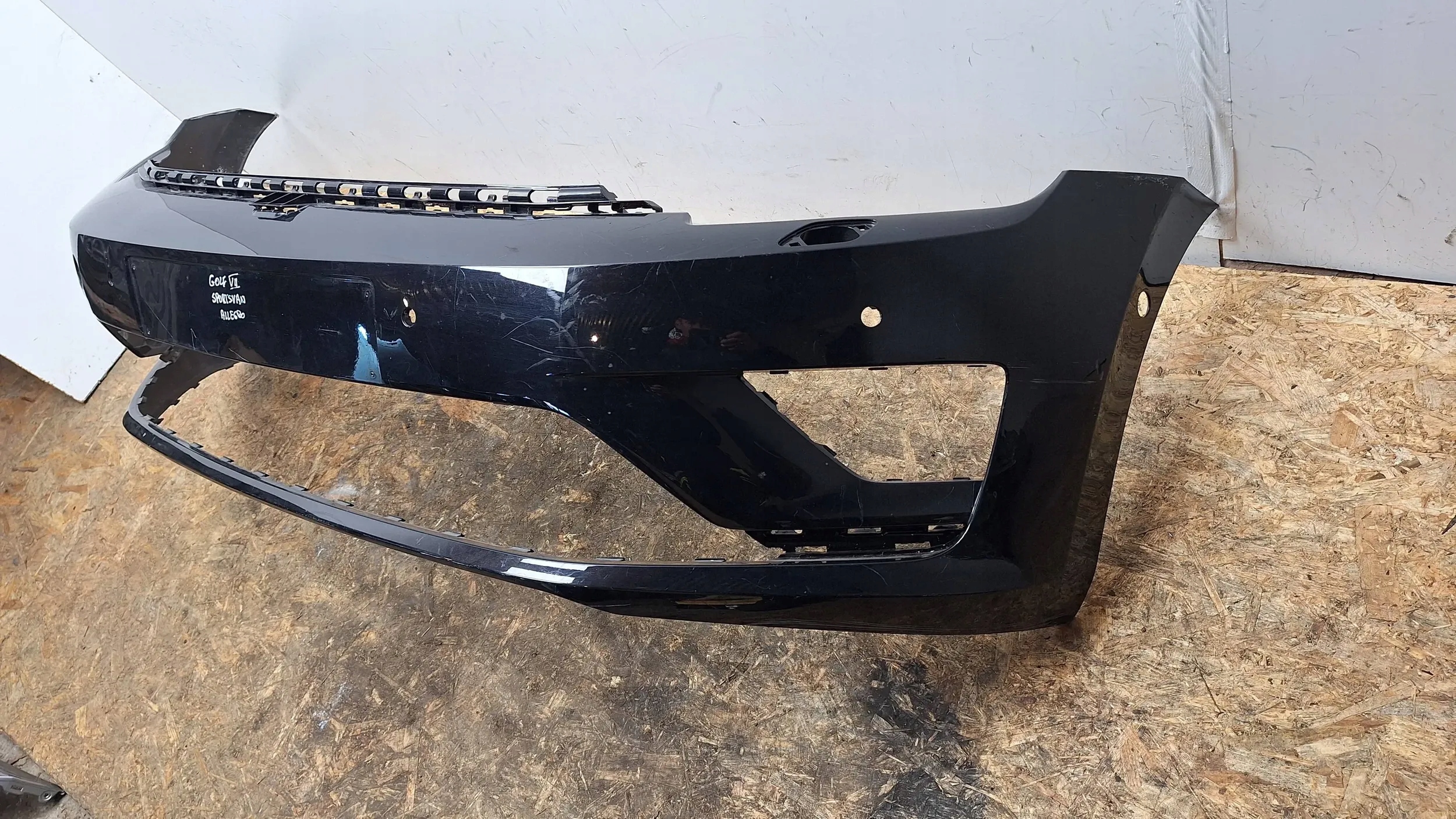 bumper front 510807221F VW GOLF SPORTSVAN 14