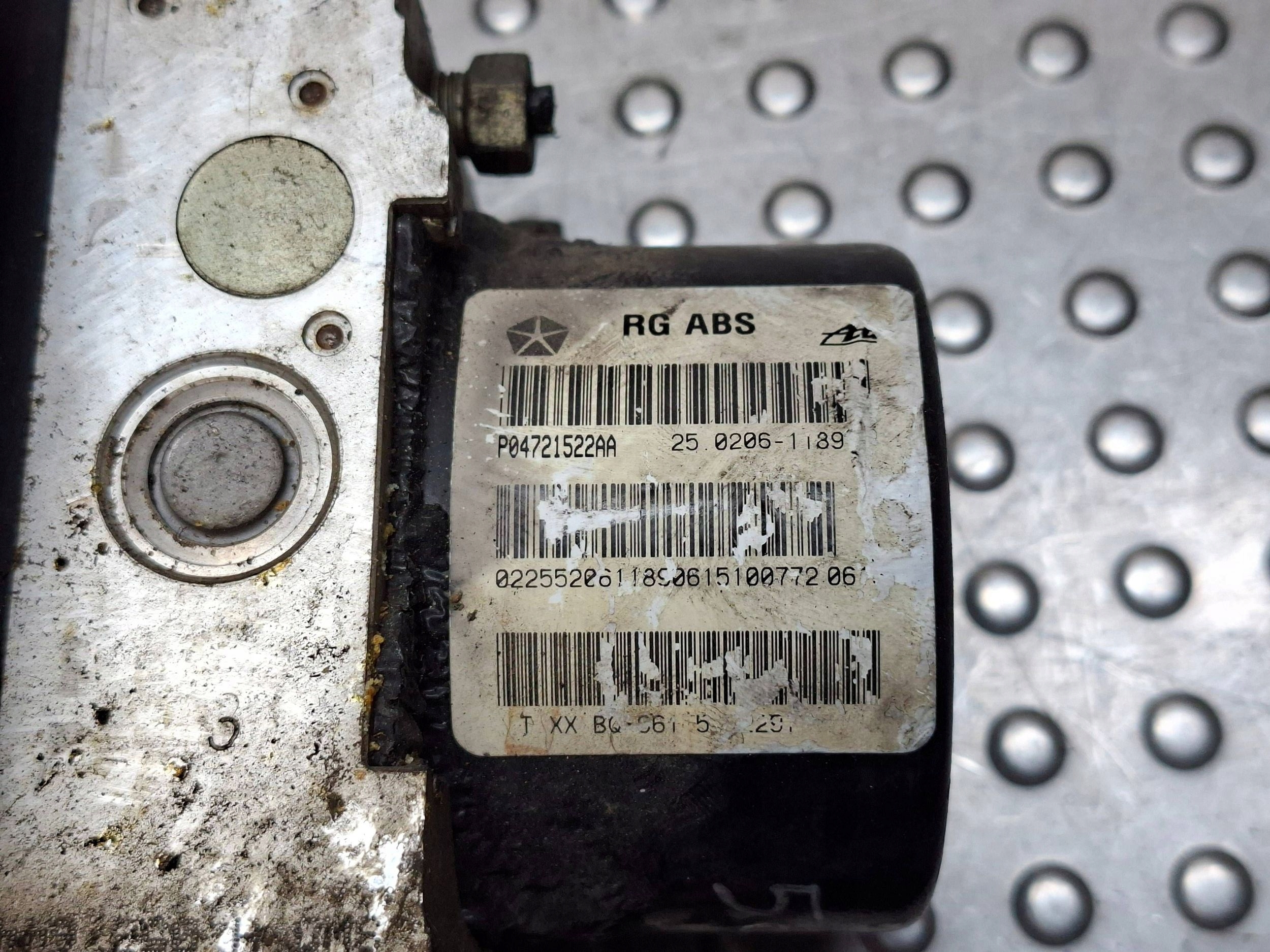 pump control unit ABS CHRYSLER VOYAGER IV 00- P04721522AA 25.0926-4329.3