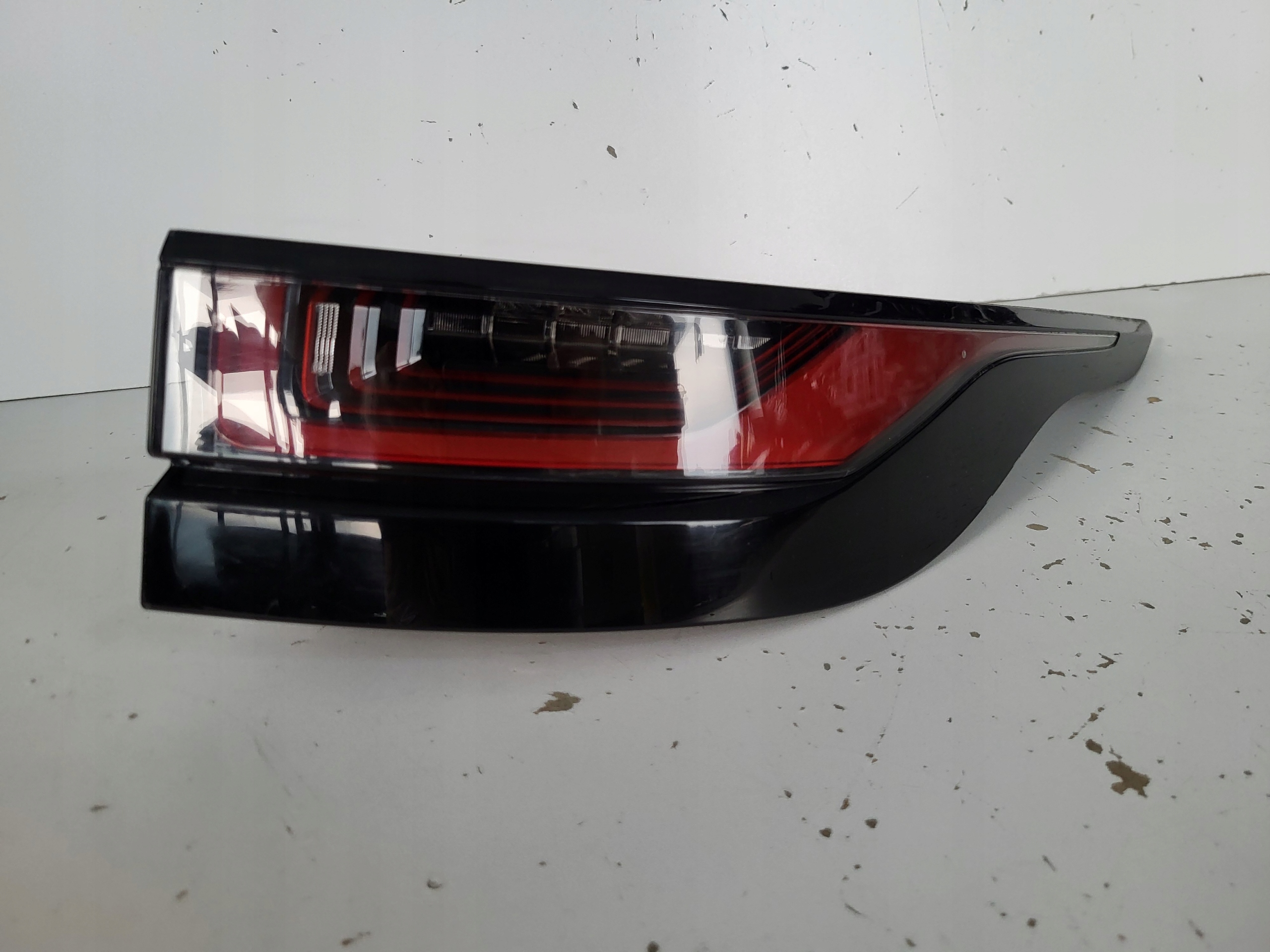 фонарь правый Range Rover Evoque L551 K8D2-13404-CA