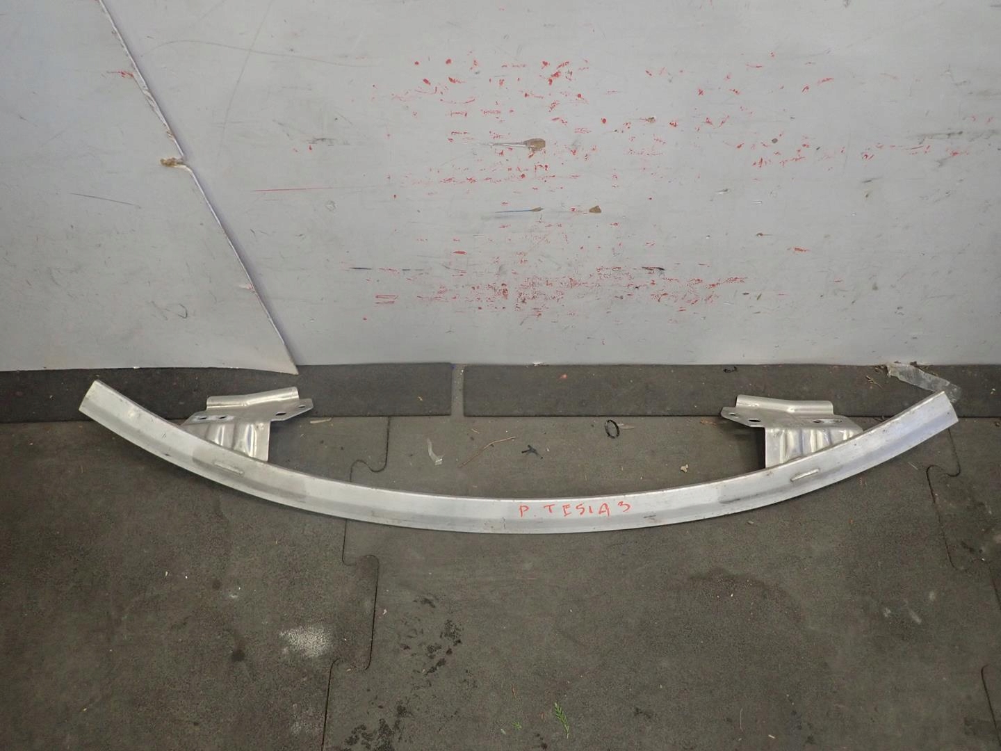 sider below bumper front TESLA 3 2017- 1084894-00-B