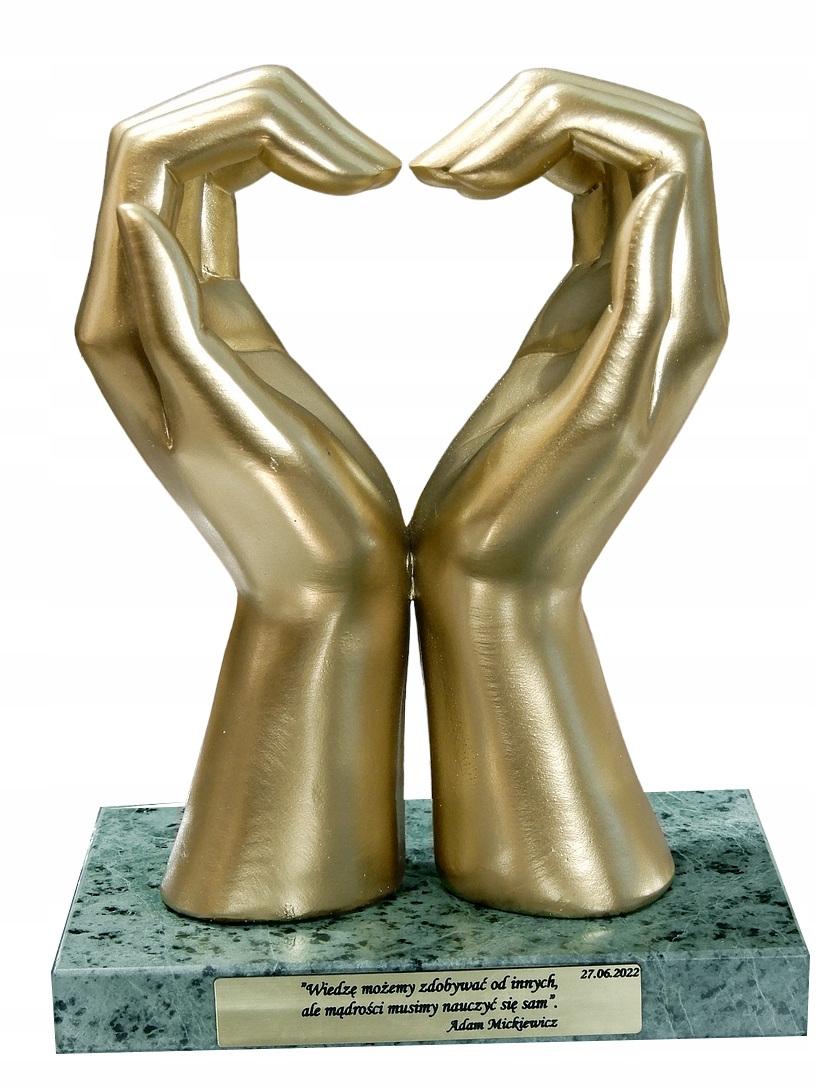 Dlaně Ve Tvaru Srdce Na Mramorové Základně, Symbol Lásky K Oddanosti