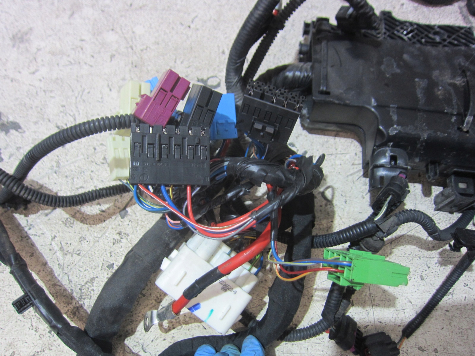 VOLVO XC60 II XC 60 2.0 T5 bundle wiring KOMORY of the engine front front