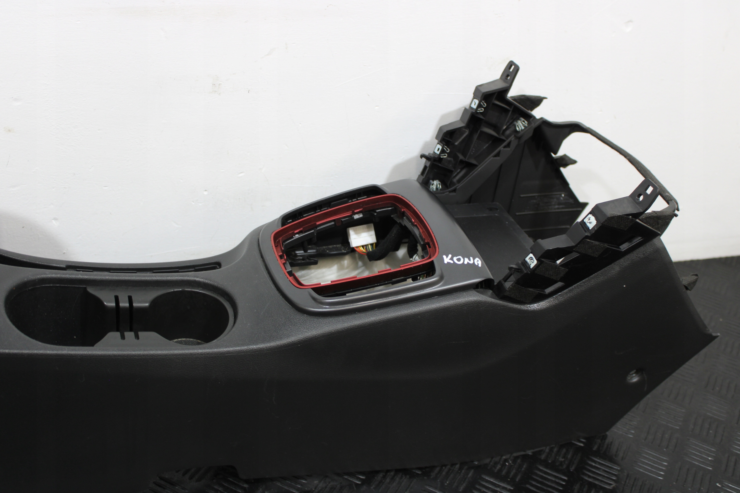 TUNEL central armrest HYUNDAI KONA