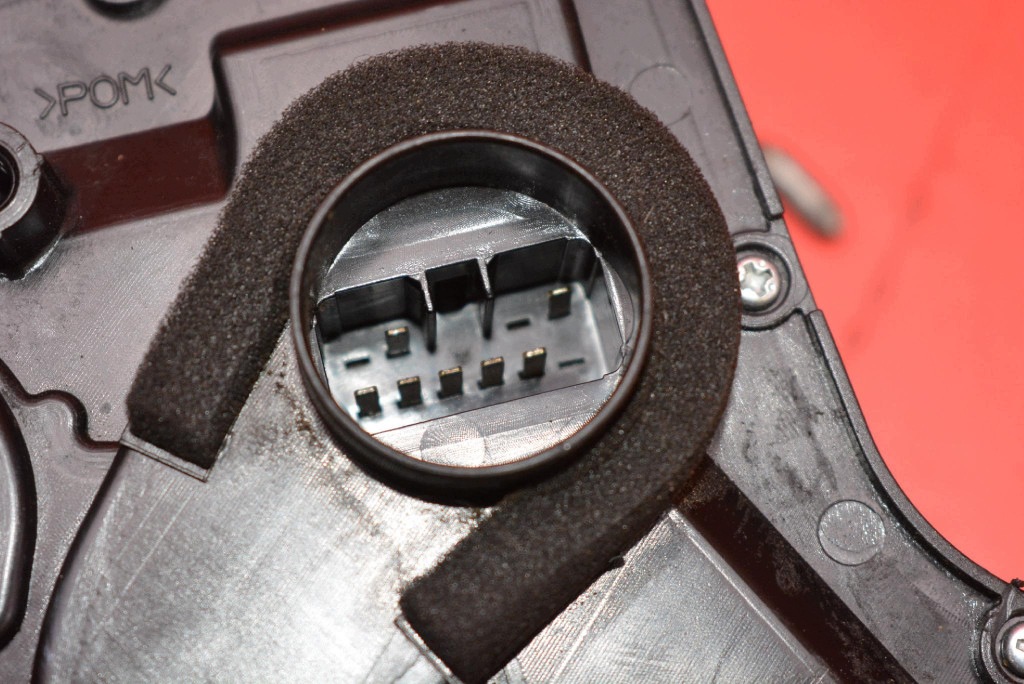 lock door right front front EU SUZUKI SWIFT 4 IV MK6 5D HB 04-10