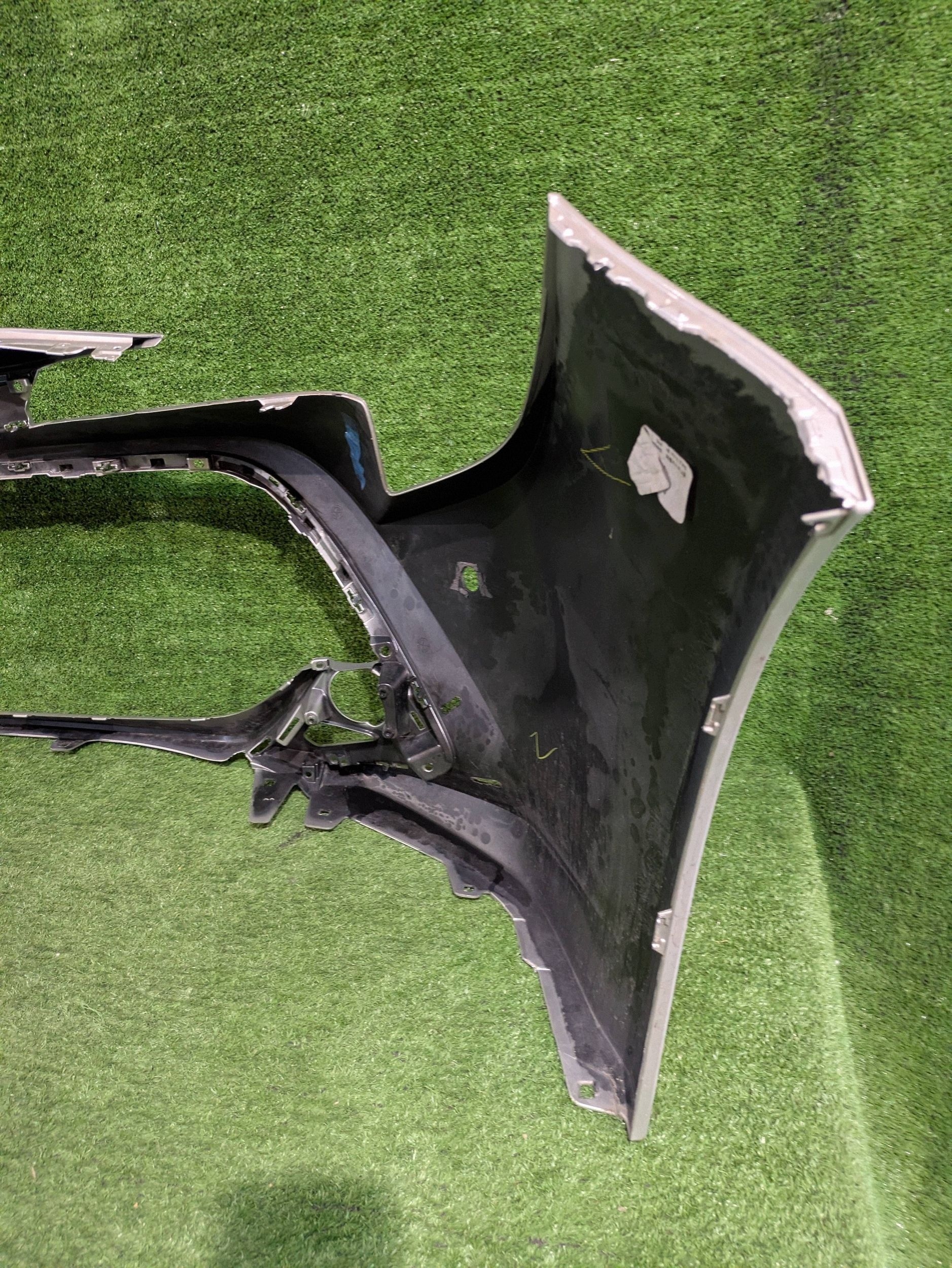 front bumper front TOYOTA COROLLA E21 HB KOMBI LIFT PDC NR.Z9585