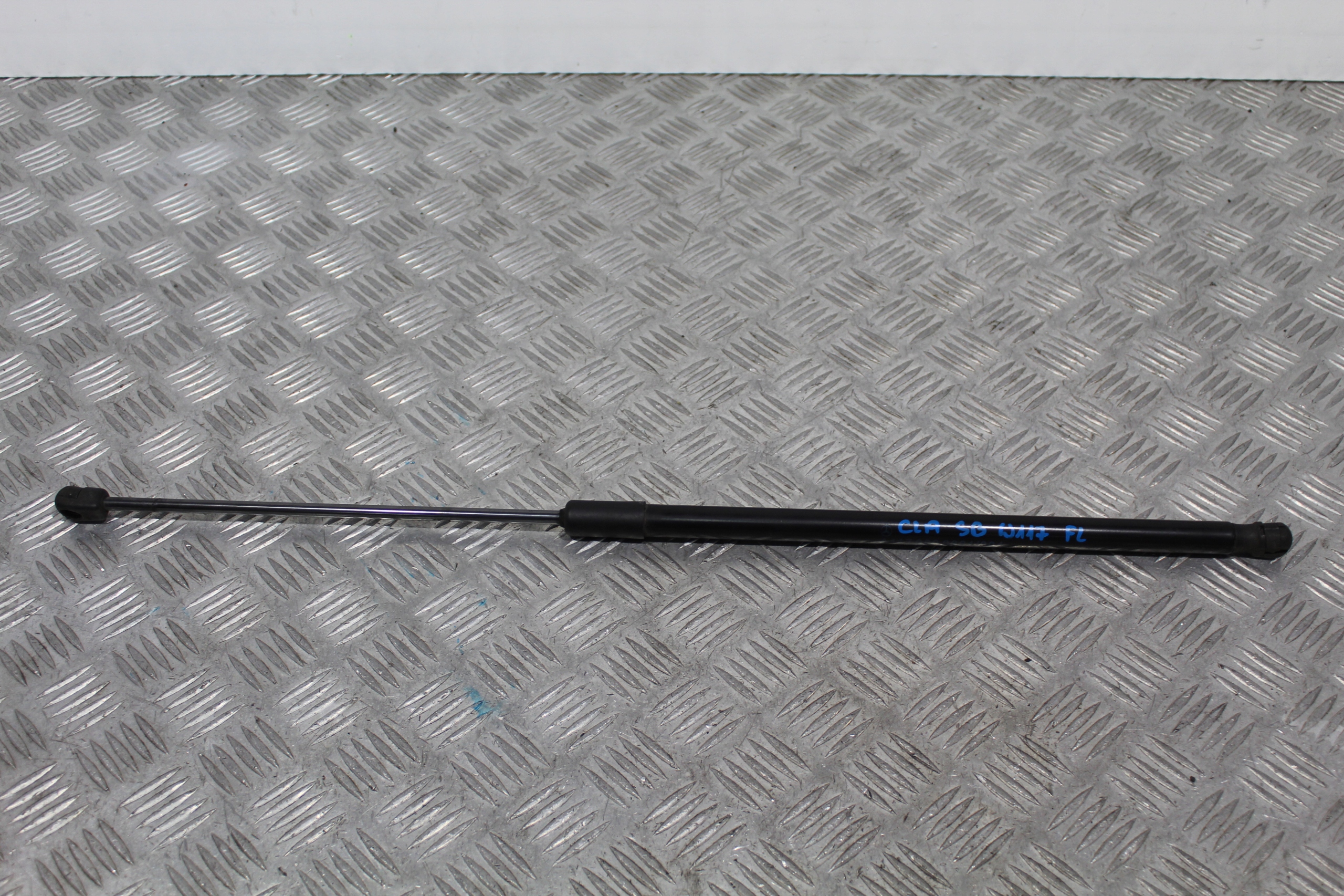 damper telescope CLA W117 LIFT AMG A1179800664