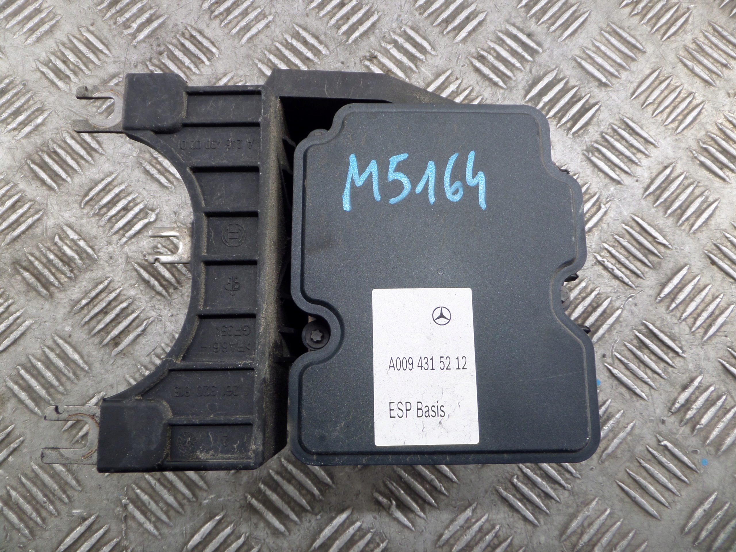 pump ABS MERCEDES-BENZ A-KLASA W176 A0094315212