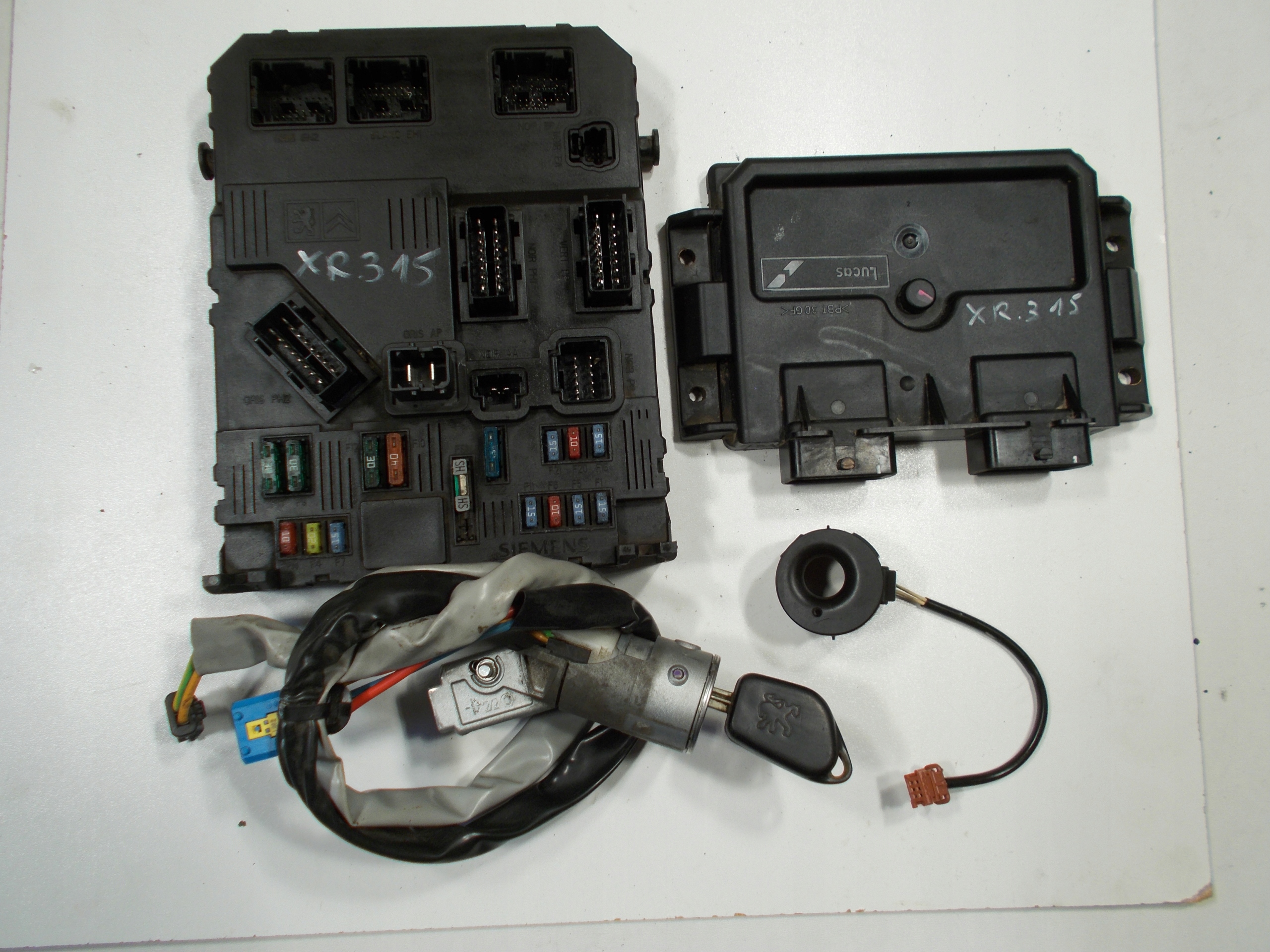 Montaggio IMMO computer PARTNER e BERLINGO e 1,9 D. 9650359580 9655574380