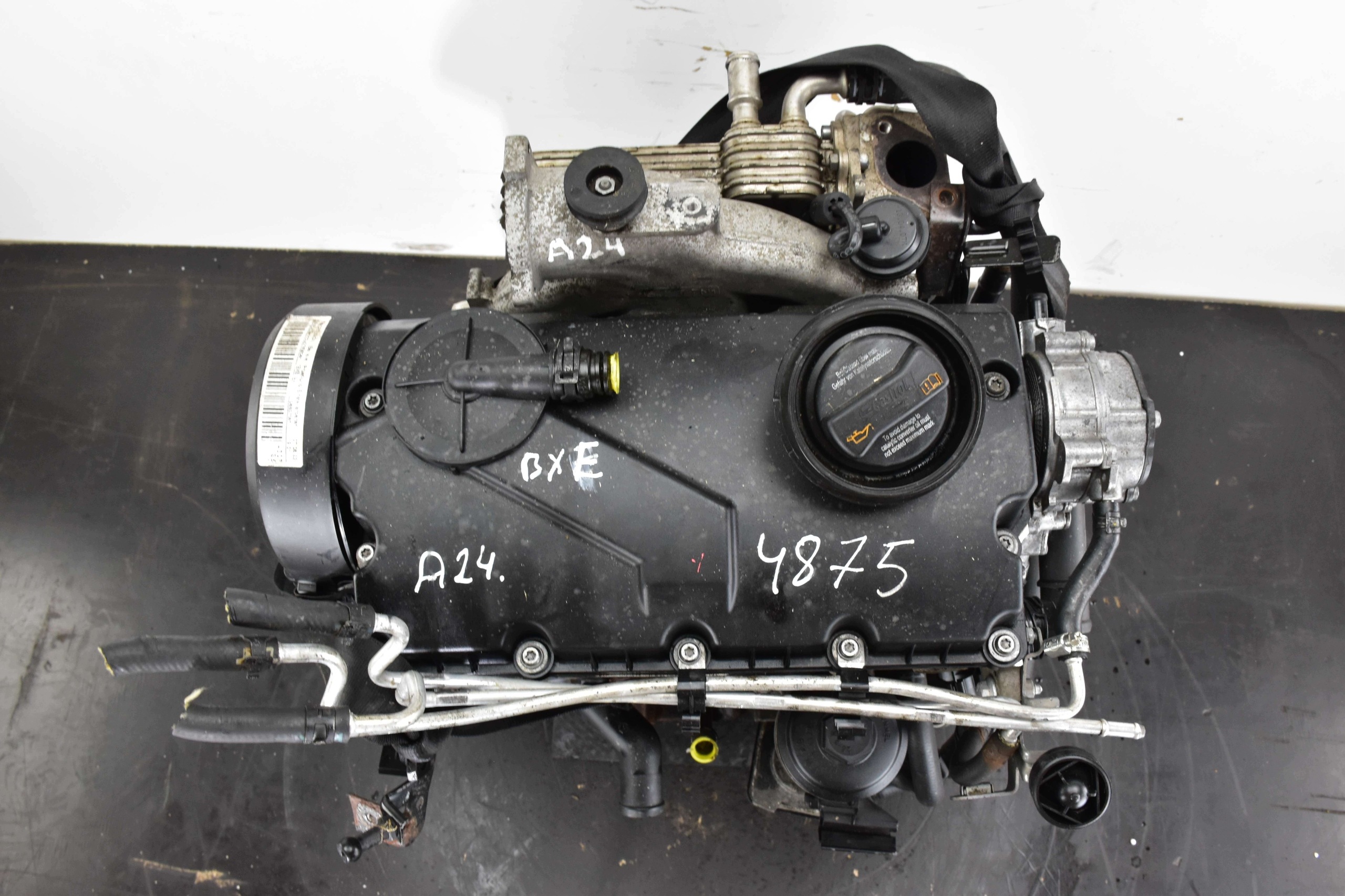 engine PASSAT B6 GOLF V TOURAN OCTAVIA II TOLEDO 1.9TDI 105KM BXE KOMPRESJA