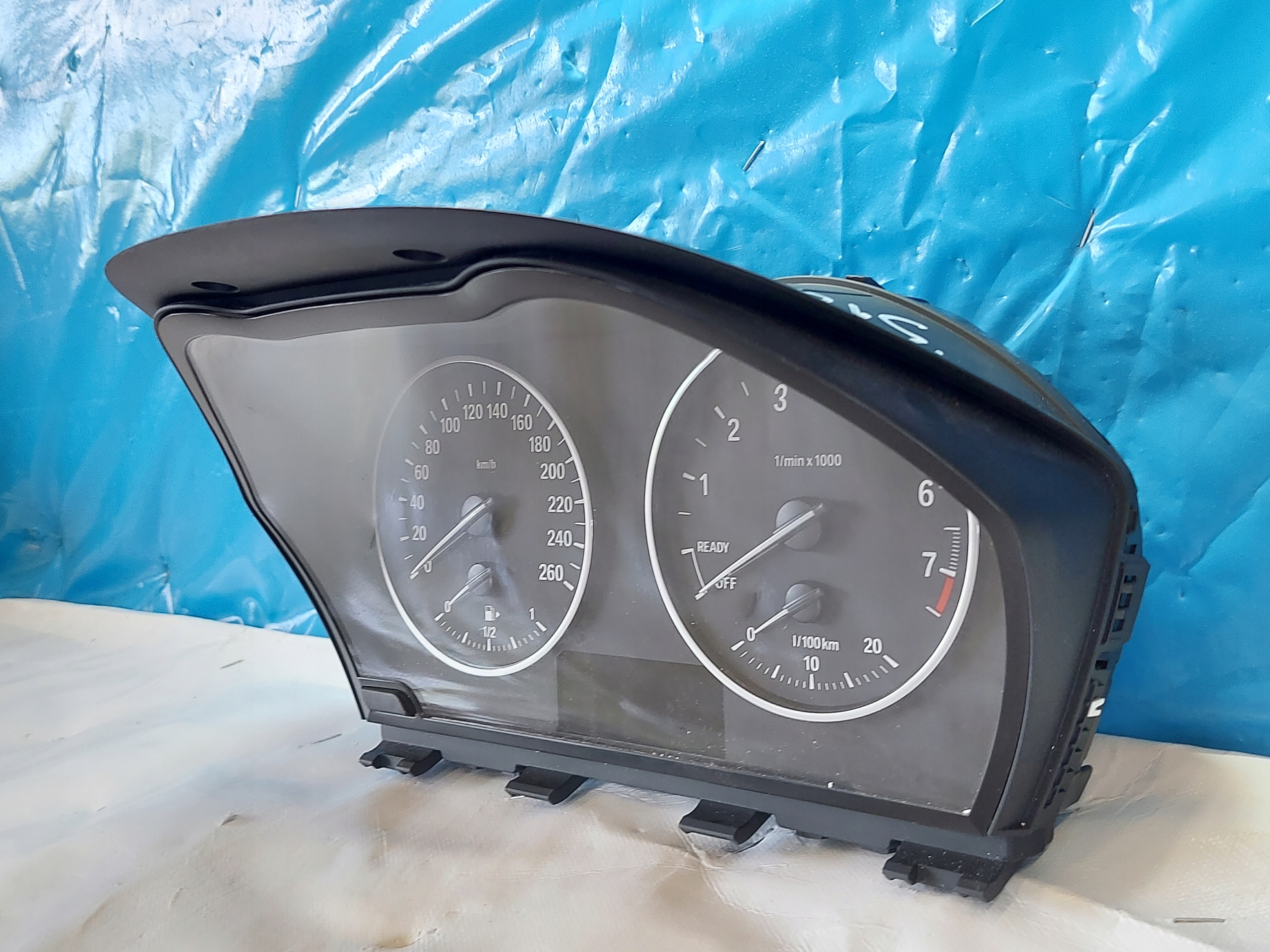 dials clock BMW 1 1.5 B 2016r 6210IK6805173