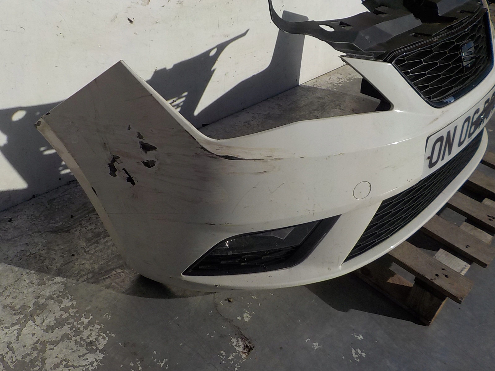 946 SEAT IBIZA IV 6J LIFT bumper front front