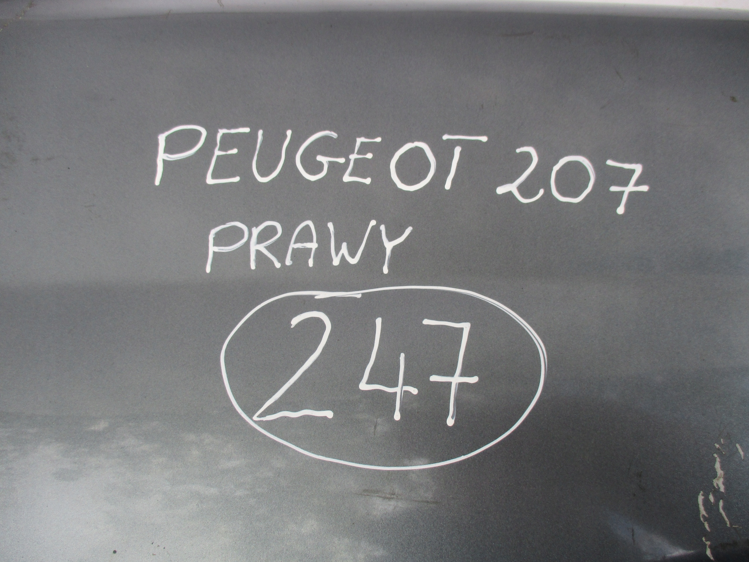 fender right front front Peugeot 207
