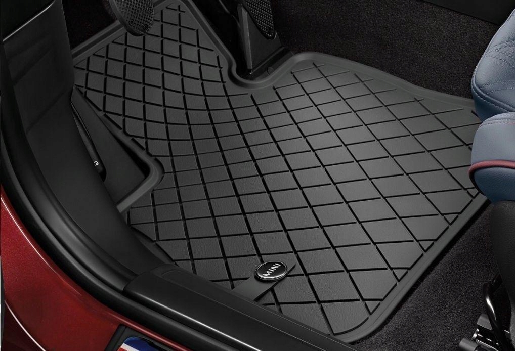 

Mini F54 Clubman Dywaniki gumowe Oe komplet