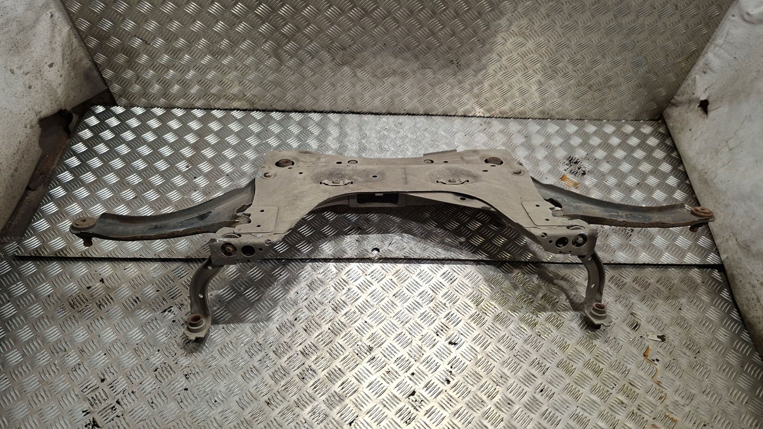 axle beam front axle beam RENAULT CLIO III