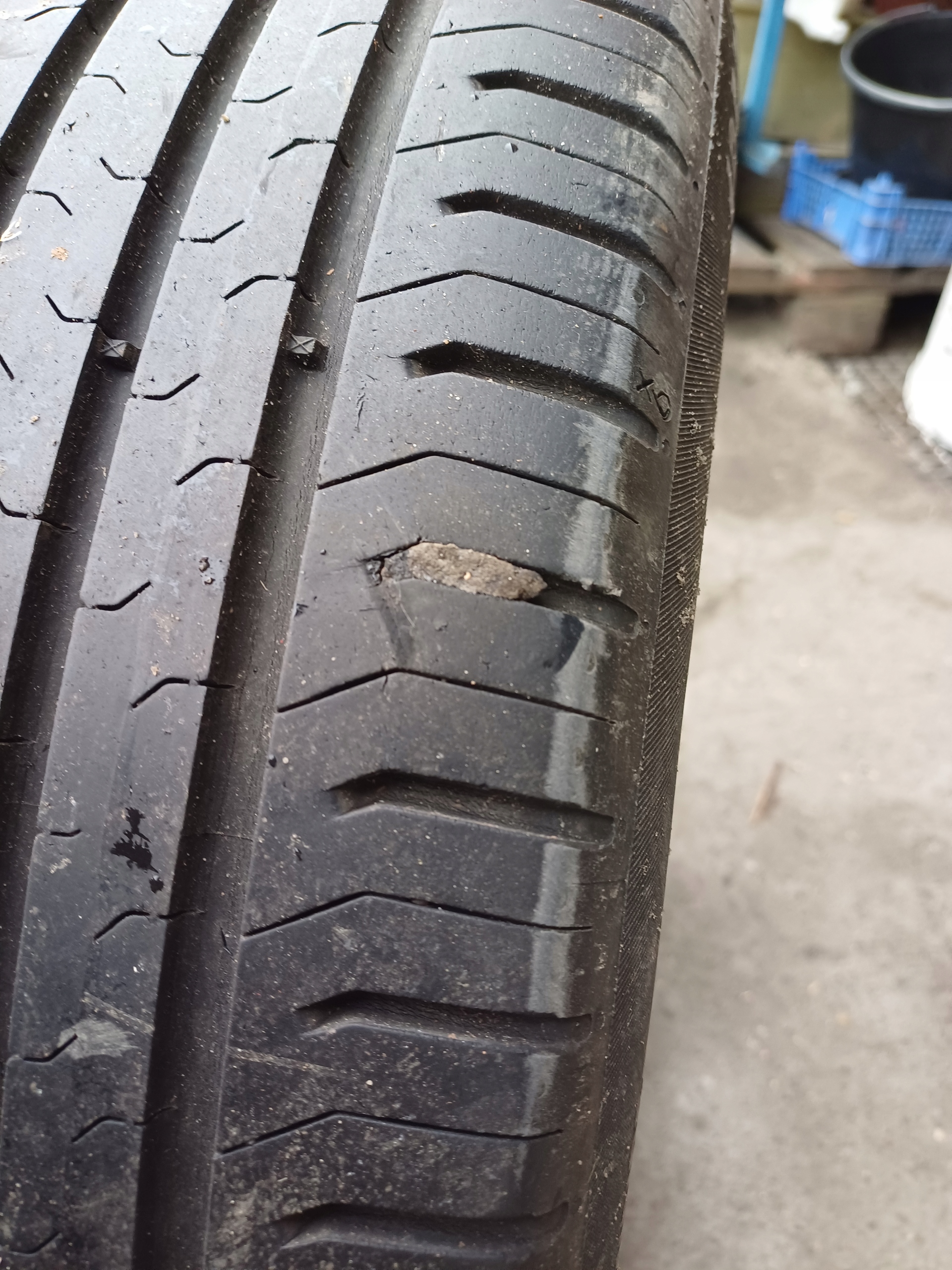 CONTINENTAL tyres summer 2 SZT 195/55r16 5mm 2014r para