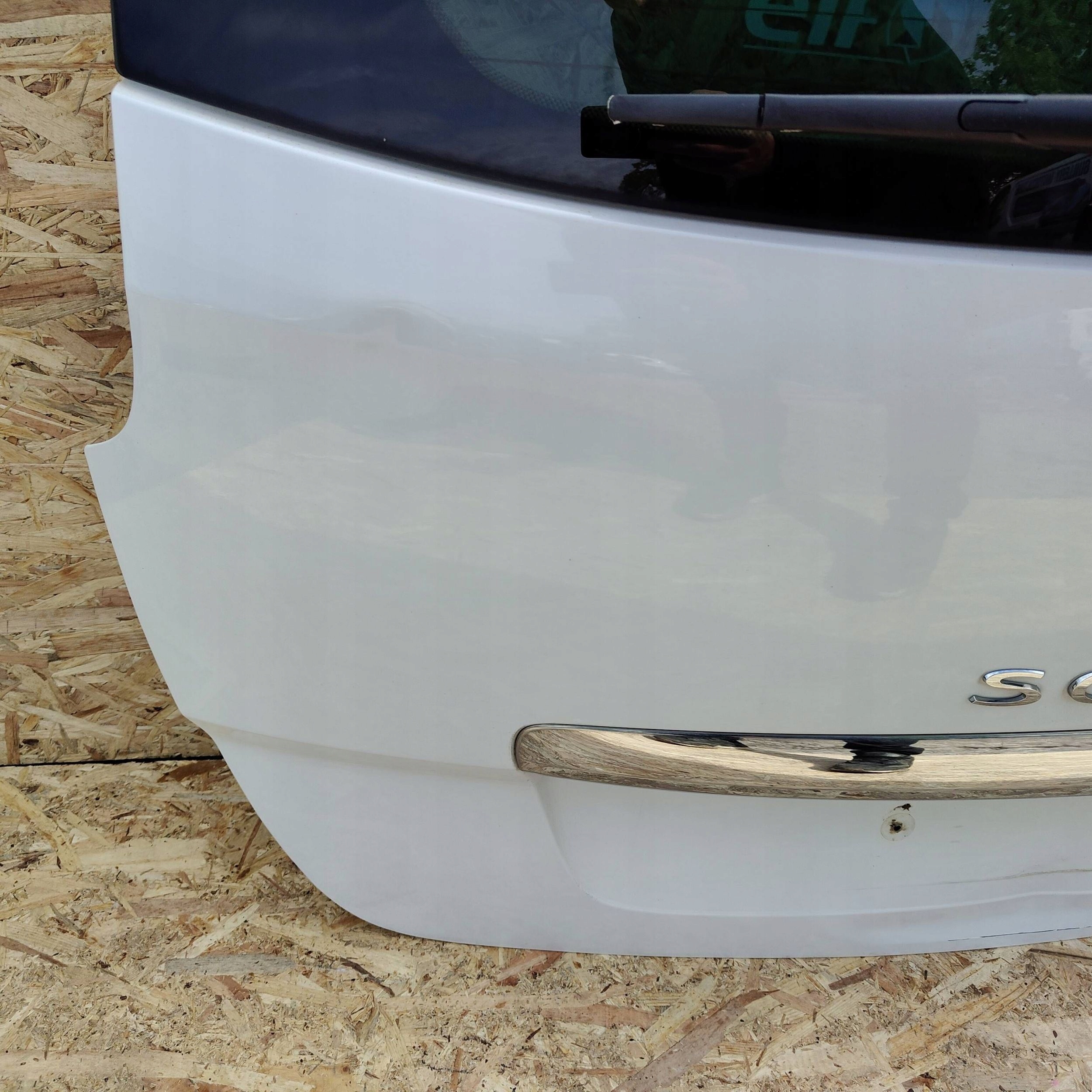 trunk door boot rear part Renault Grand scenic III biala perla