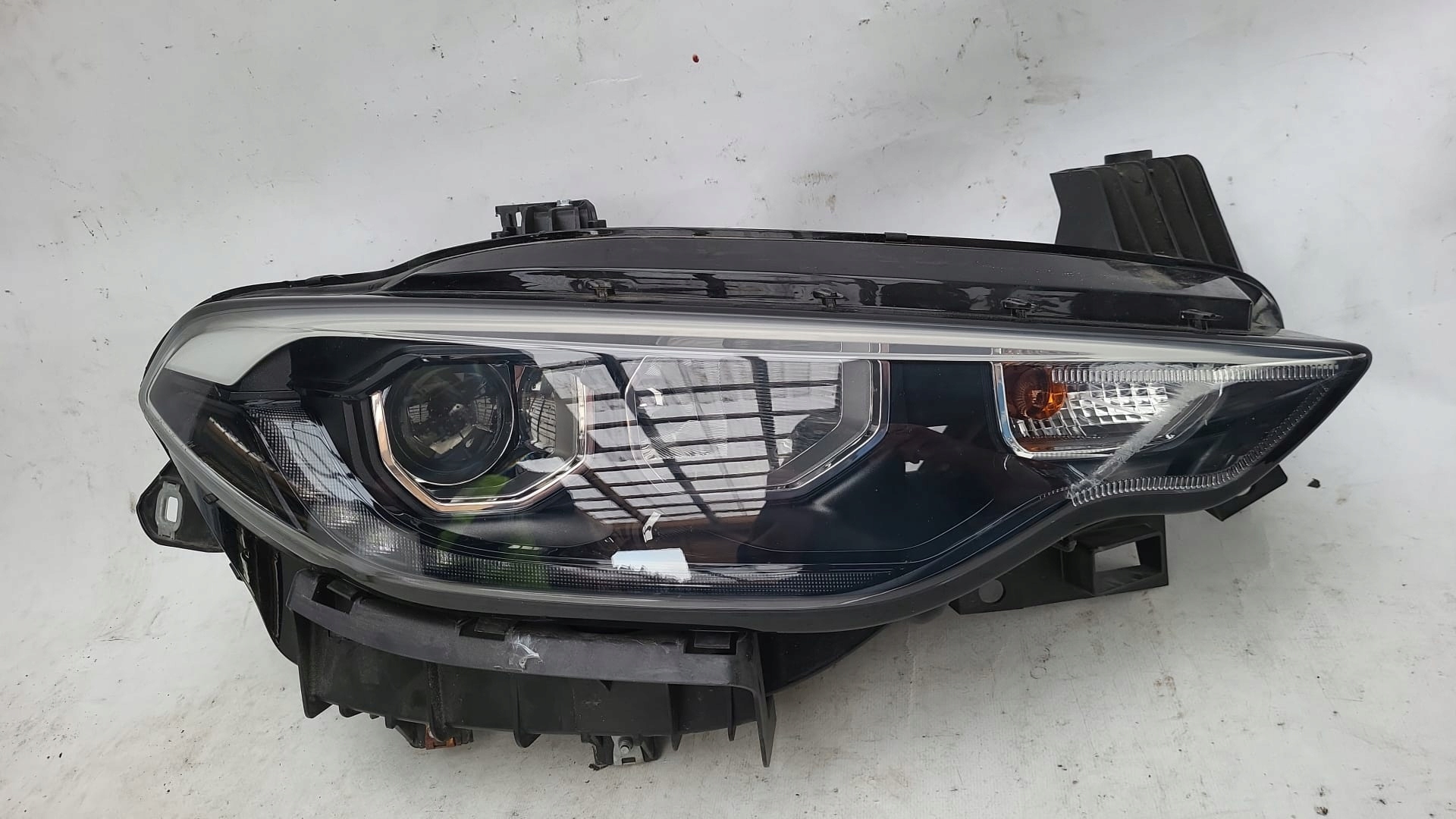 FIAT TIPO II 16- light right front front lens 521451620E