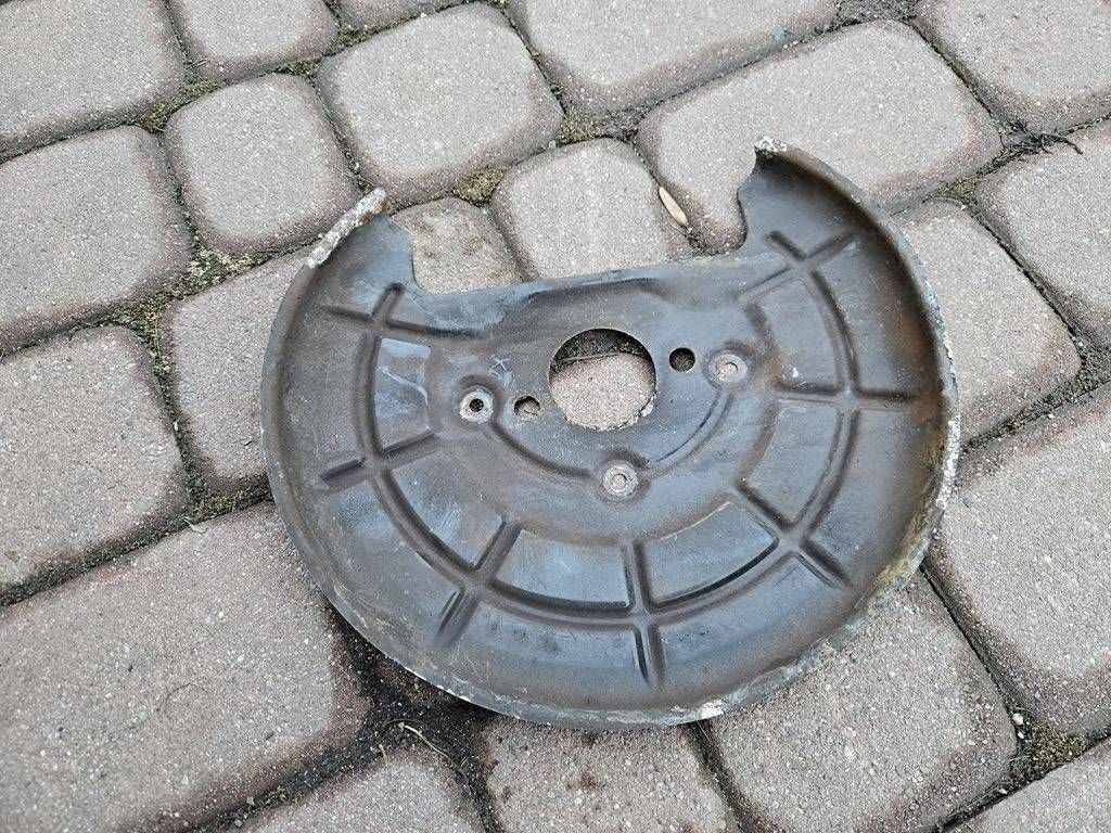 Blende Abdeckung Blech tarczy heck hinten rechts / links Opel Corsa E