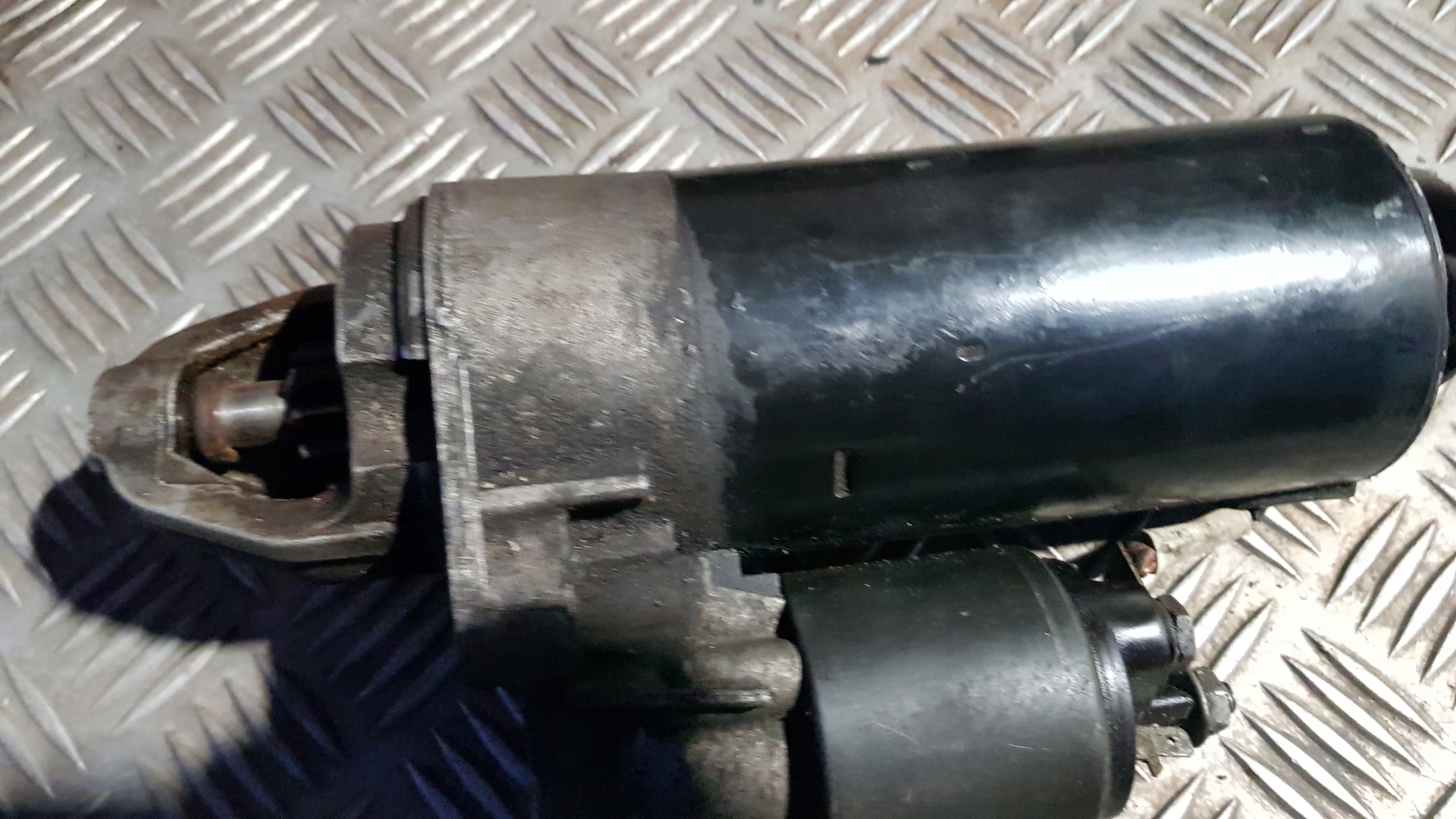 AUDI A6 C5 4.2 startér STARTER 077911023