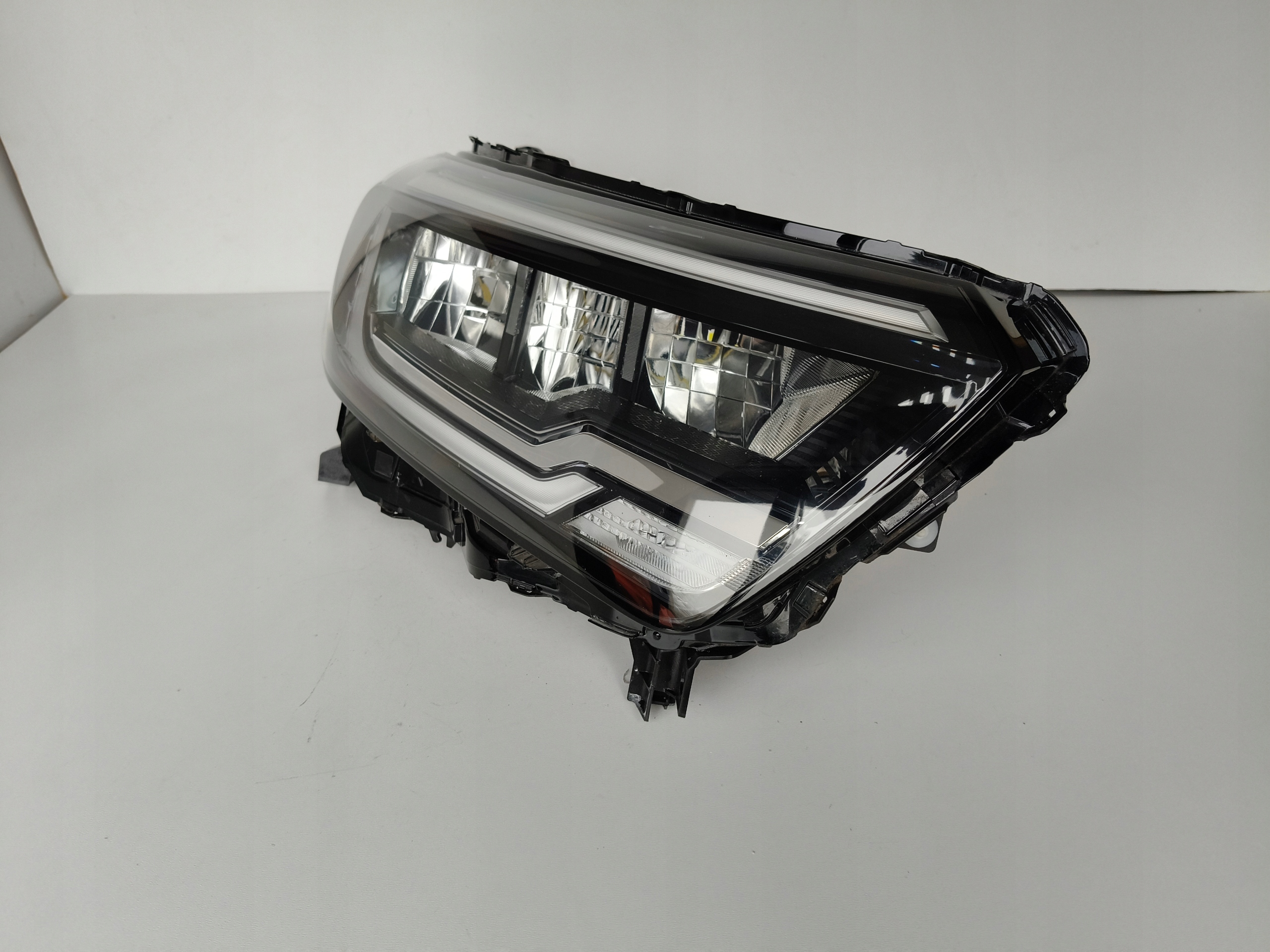 light right REFLEKTOR RENAULT KANGOO IV 21- FULL LED