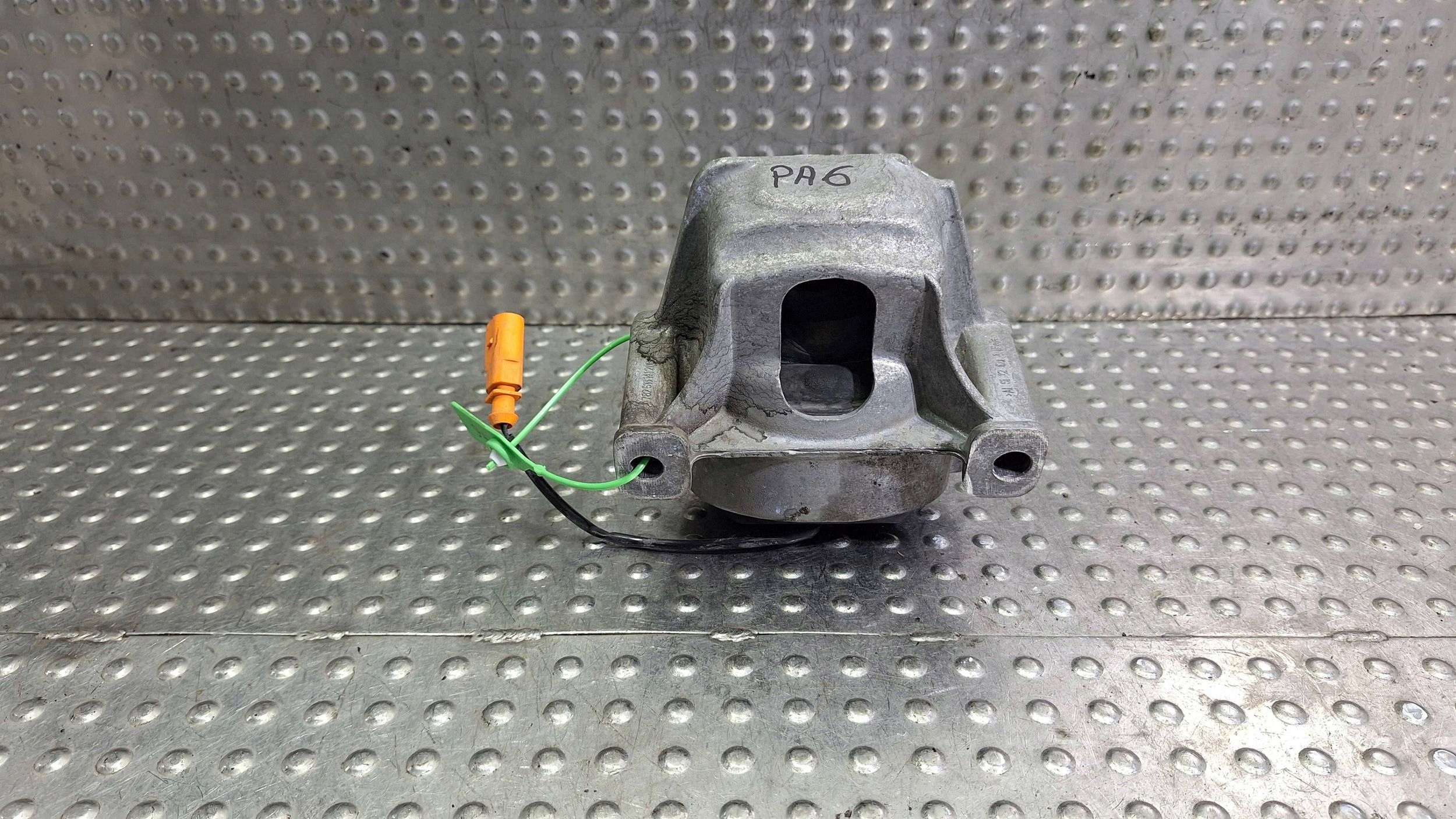 supporto Supporto Supporti motore usato 8R0199381B AUDI A4 B8 A5 8T Q5 8R