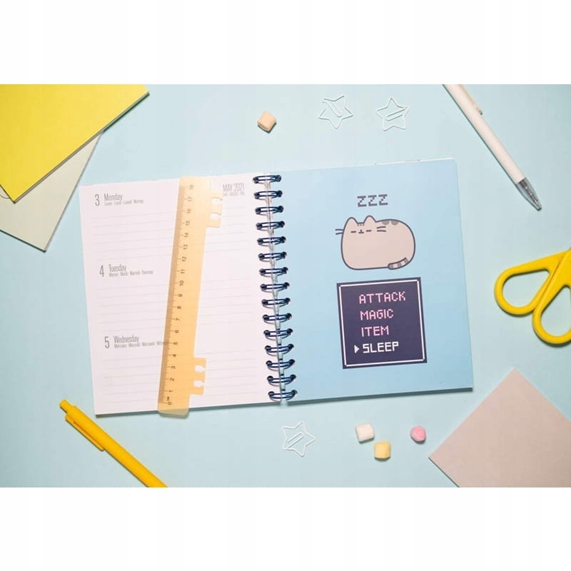 - Kalendarz / Planner szkolny 2020/2021 Okładka twarda