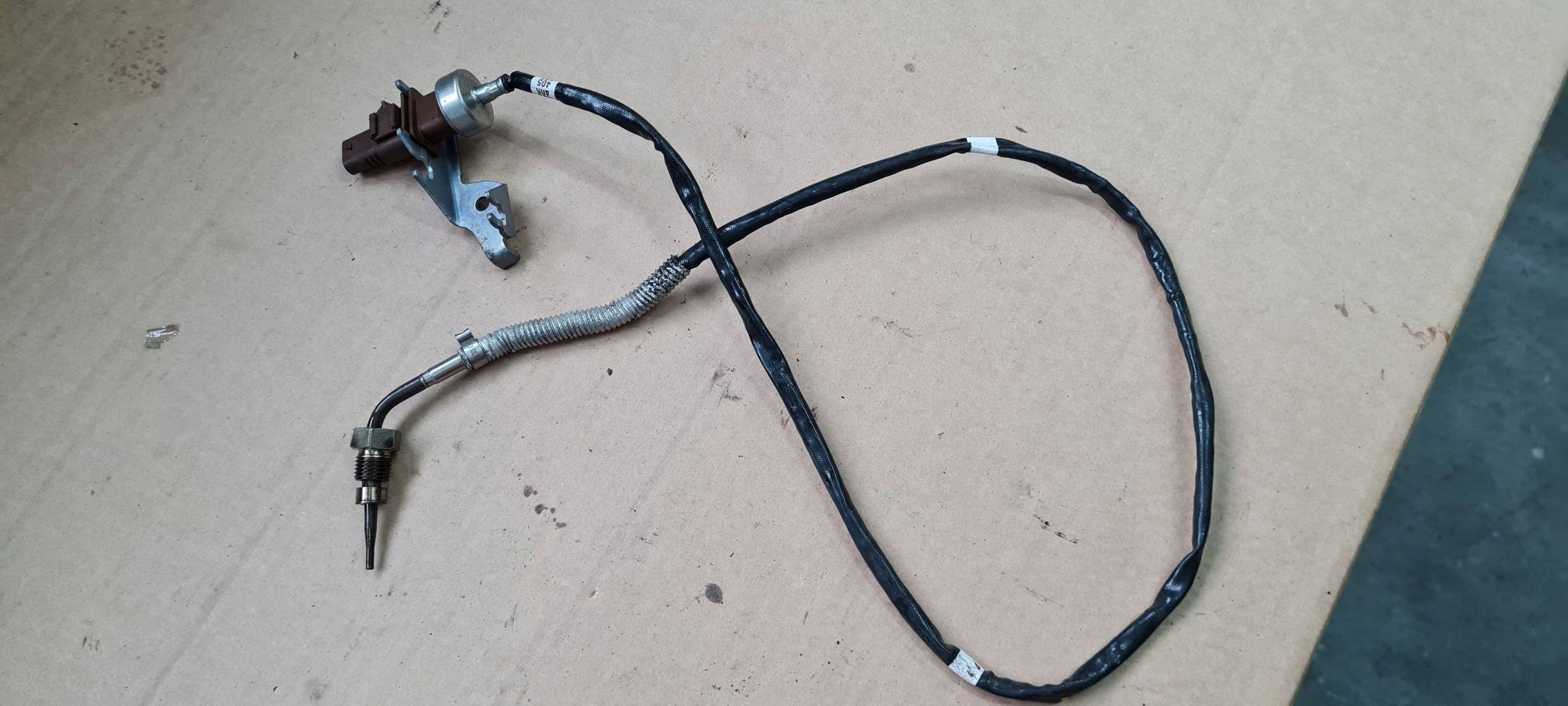 AUDI A4 Abgasdruck sensor 04L919529E