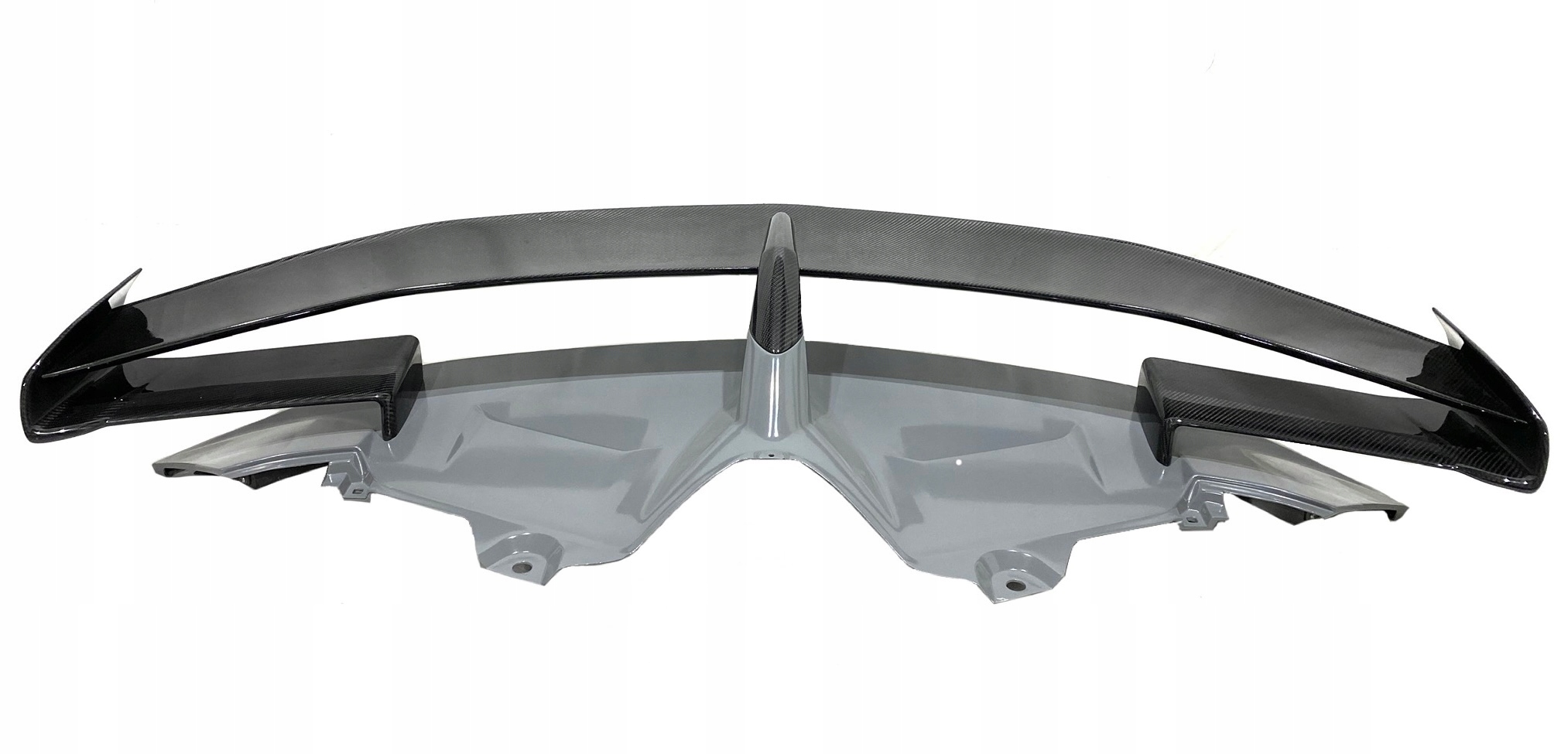 LAMBORGHINI-AVENTADOR-SVJ-COUPE-rear-wing-spoiler