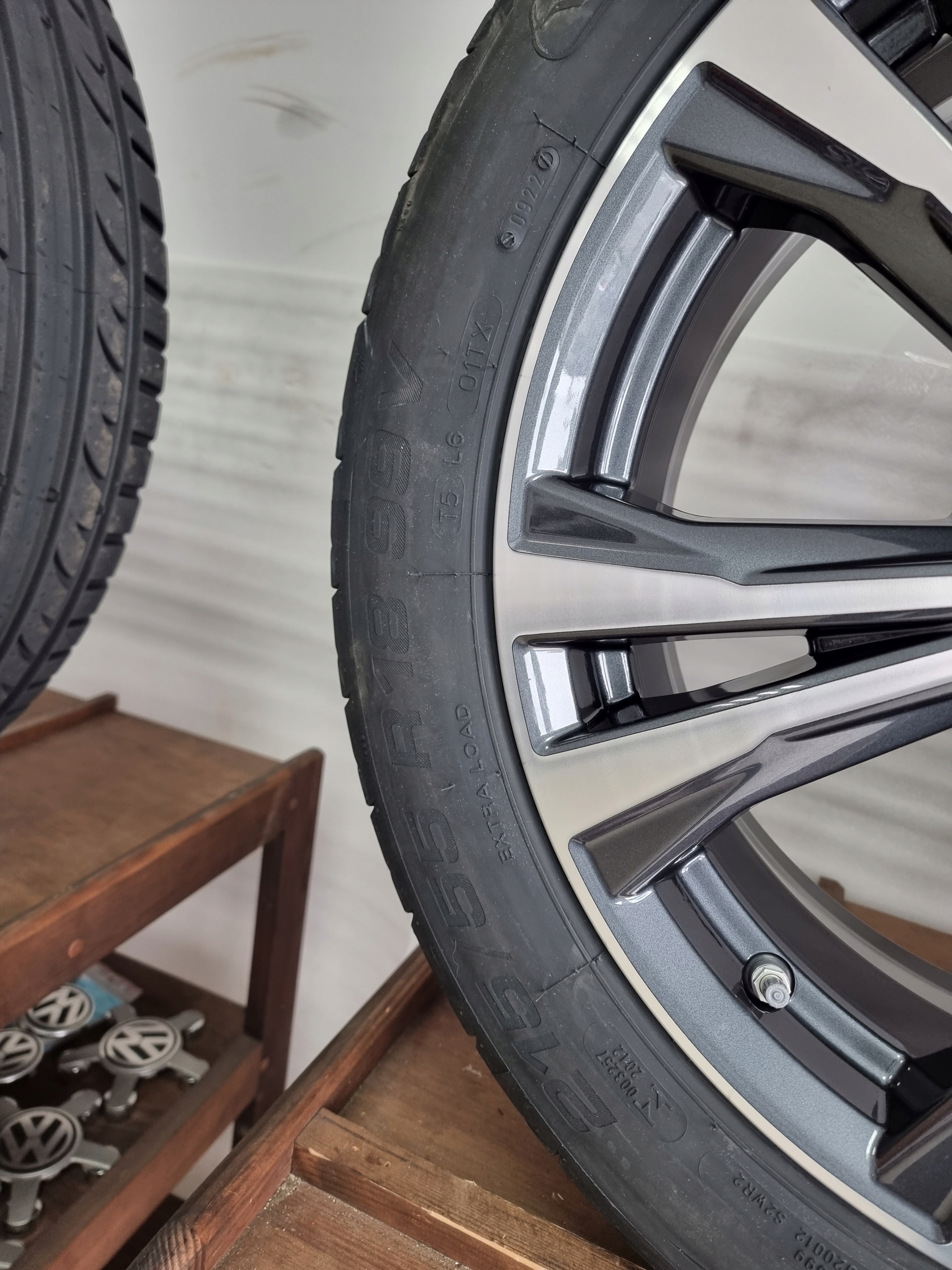 Kola Renault Captur Duster Kadjar 18 CALI LATO Tires type Summer