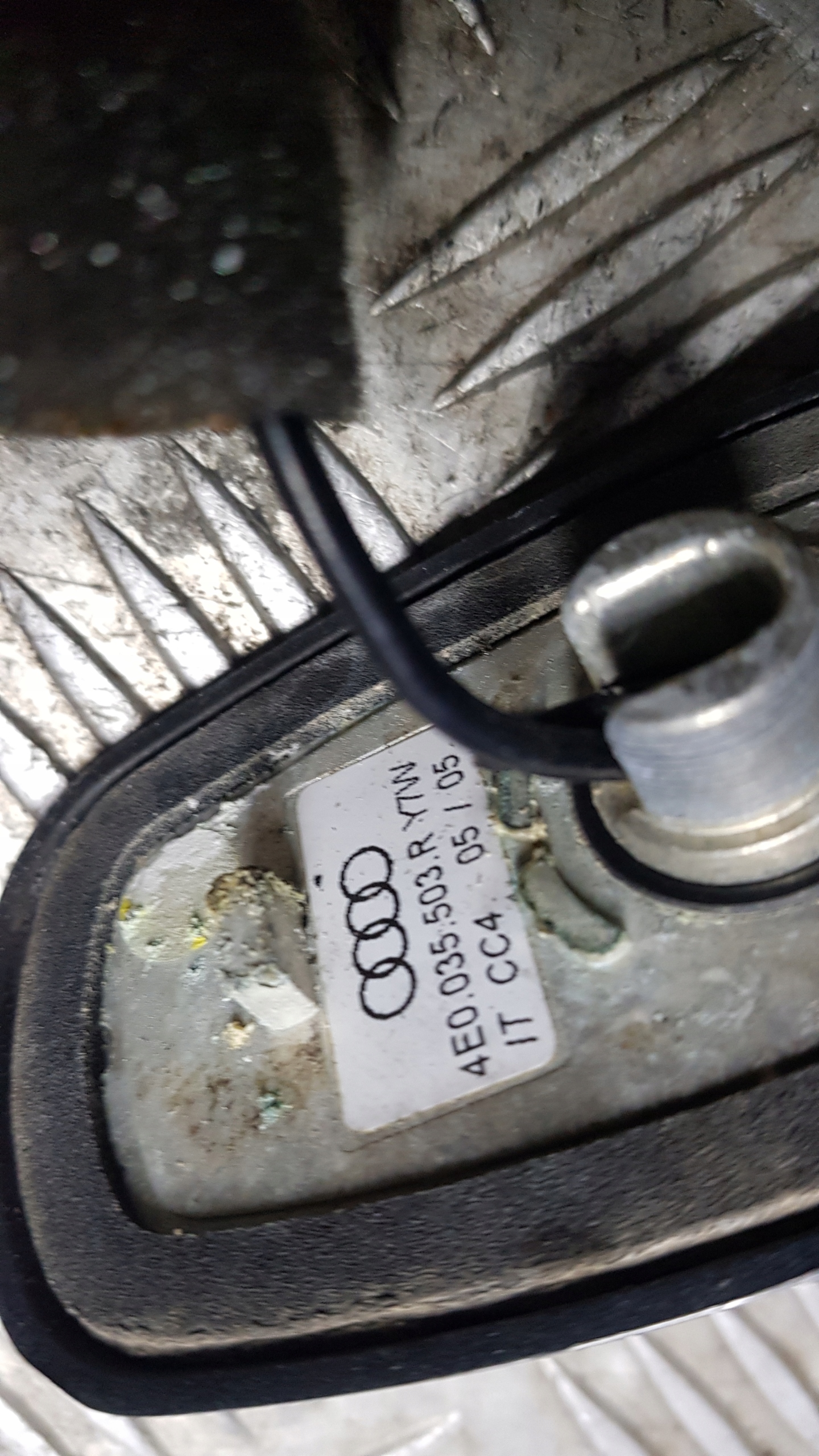 AUDI A8 D3 Antenne Toit REKIN 4E0035503R
