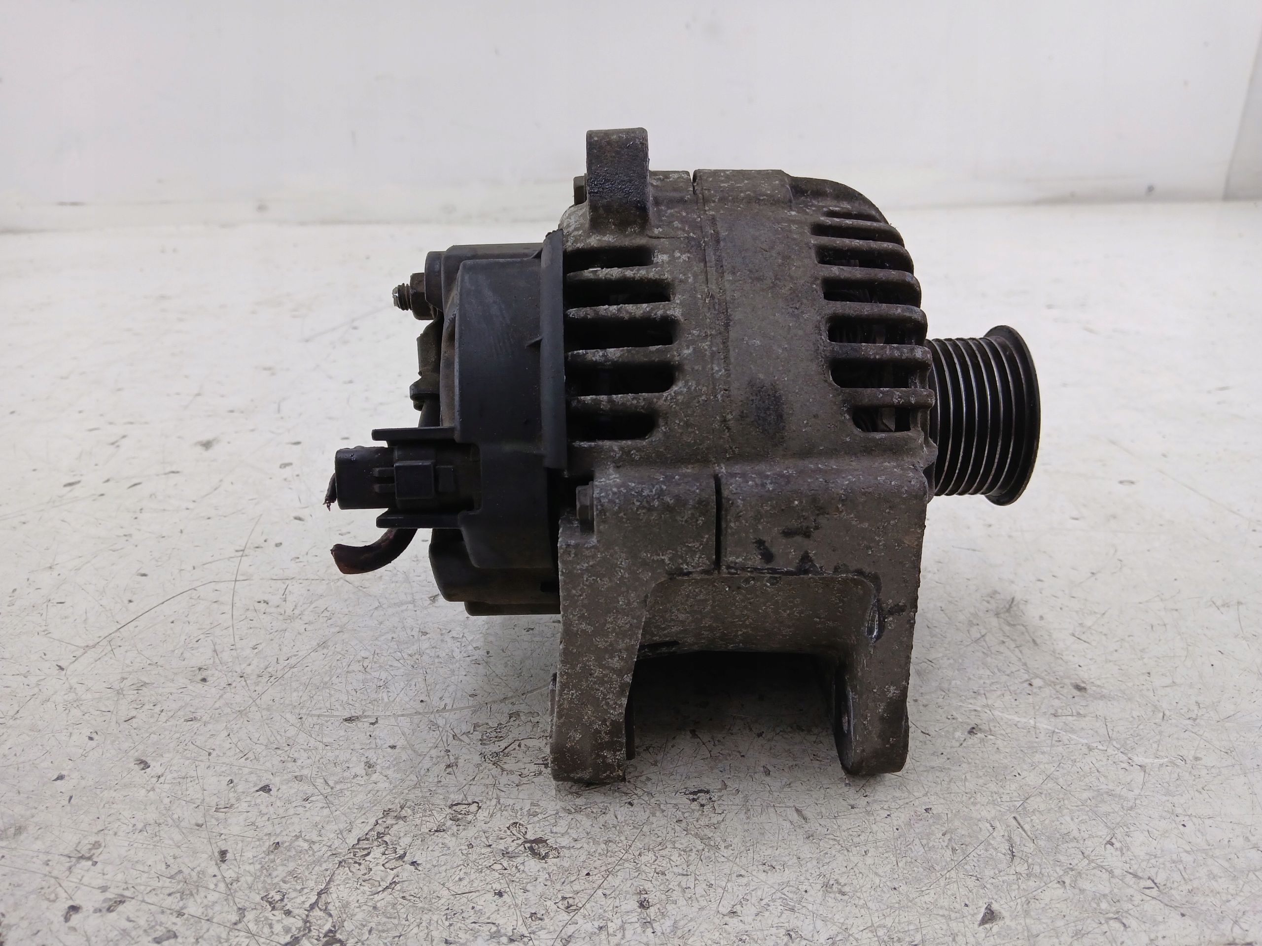 RENAULT MEGANE II 1.9 DCI ALTERNATOR 8200290215 110A