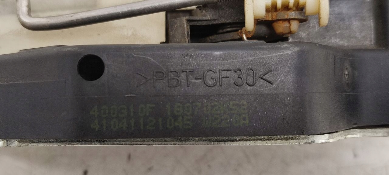 lock front front right Mercedes W220