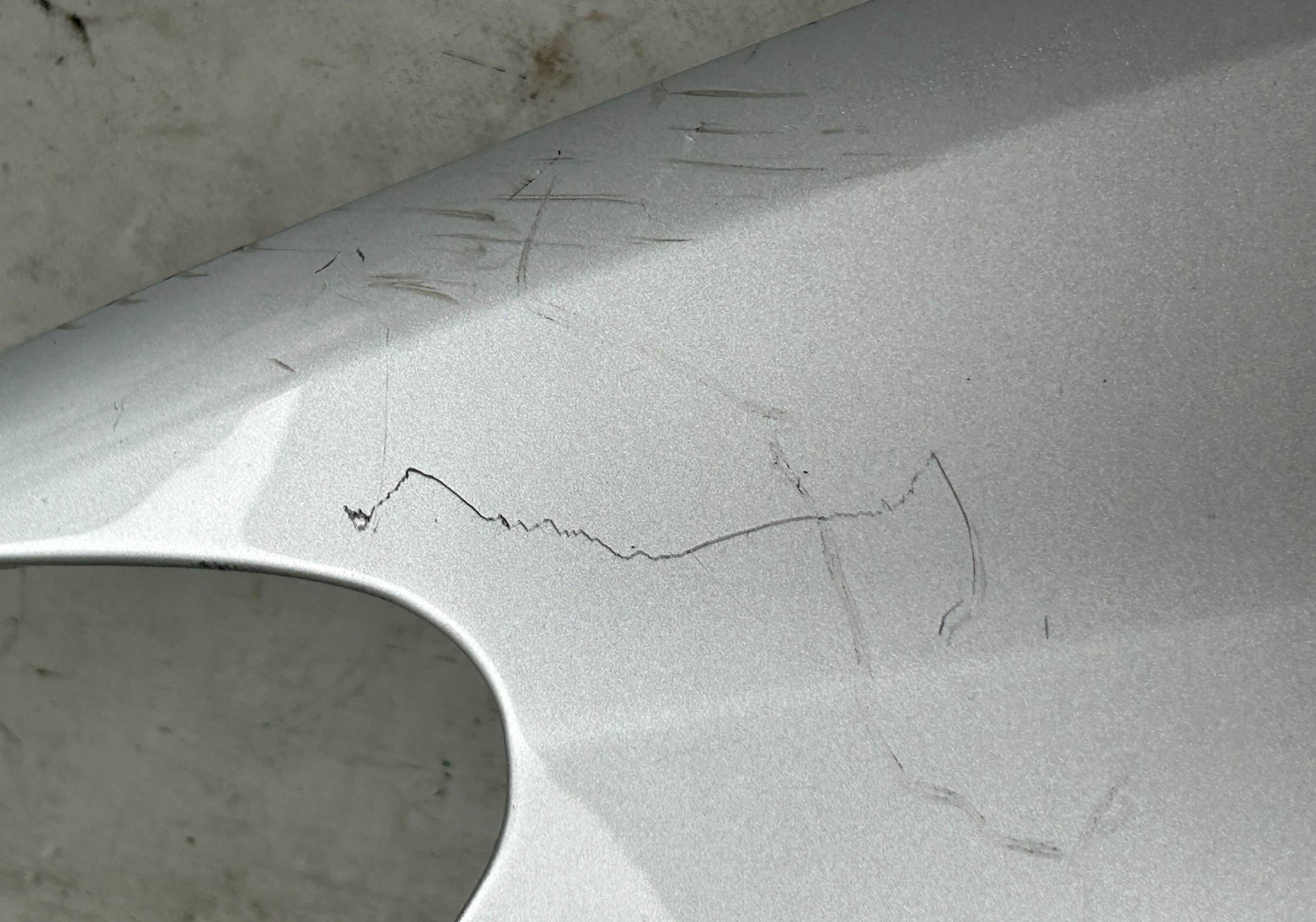 fender left front VW POLO V 6R 6C 09-17