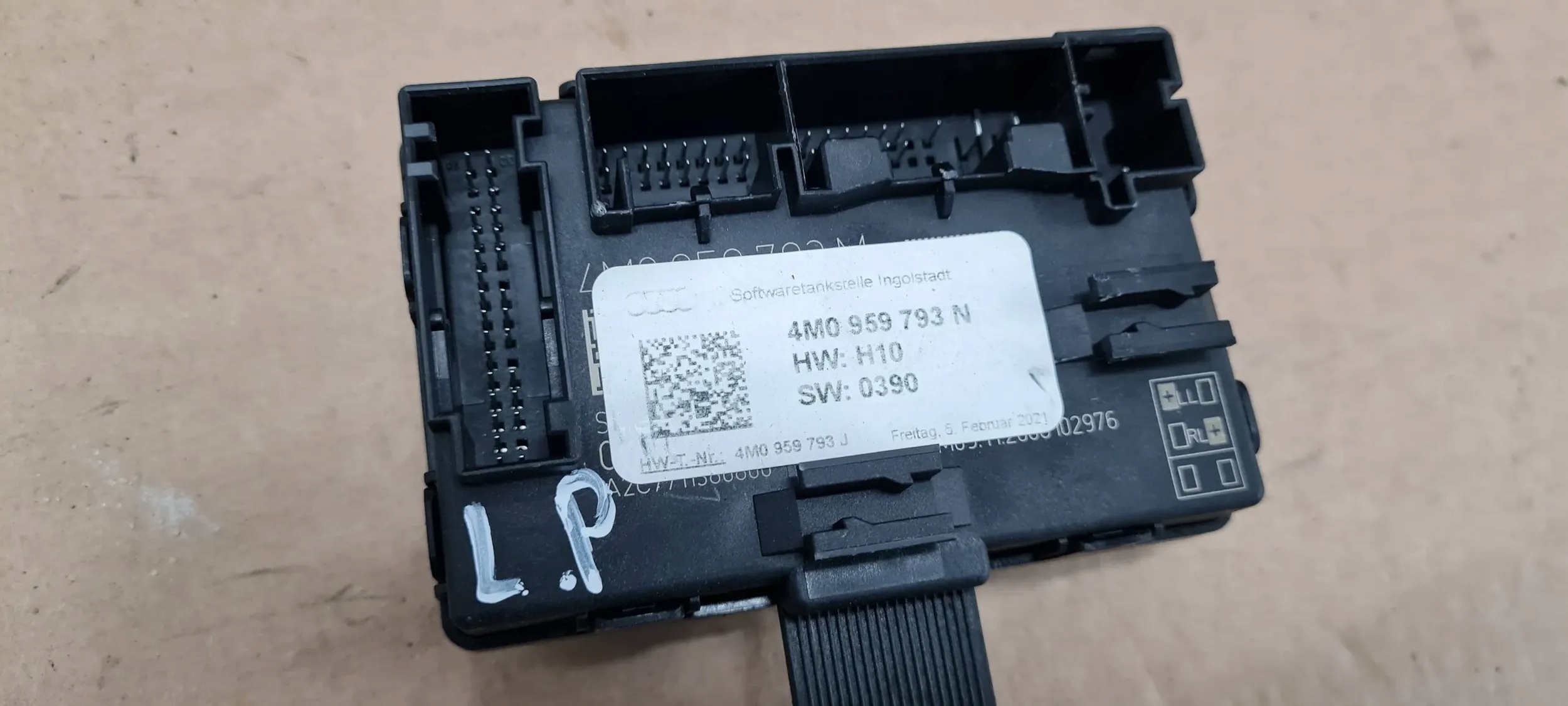 S5 8W LIFT A5 module control unit door front 4M0959793N A4 B9 8W Q7 4M
