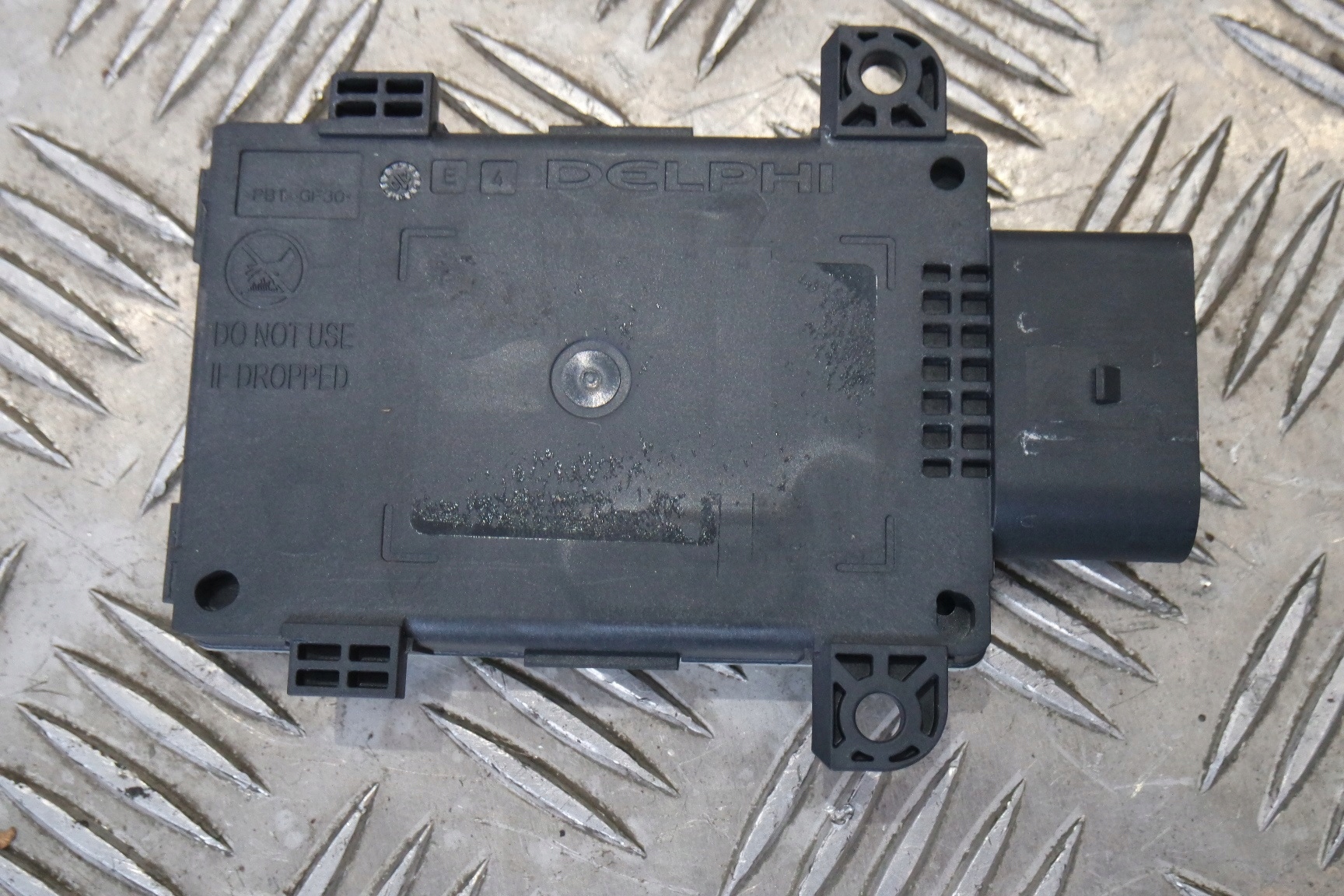 РАДАР ПОМІЧНИК РЕМЕНЯ PORSCHE 992 4N0907566K