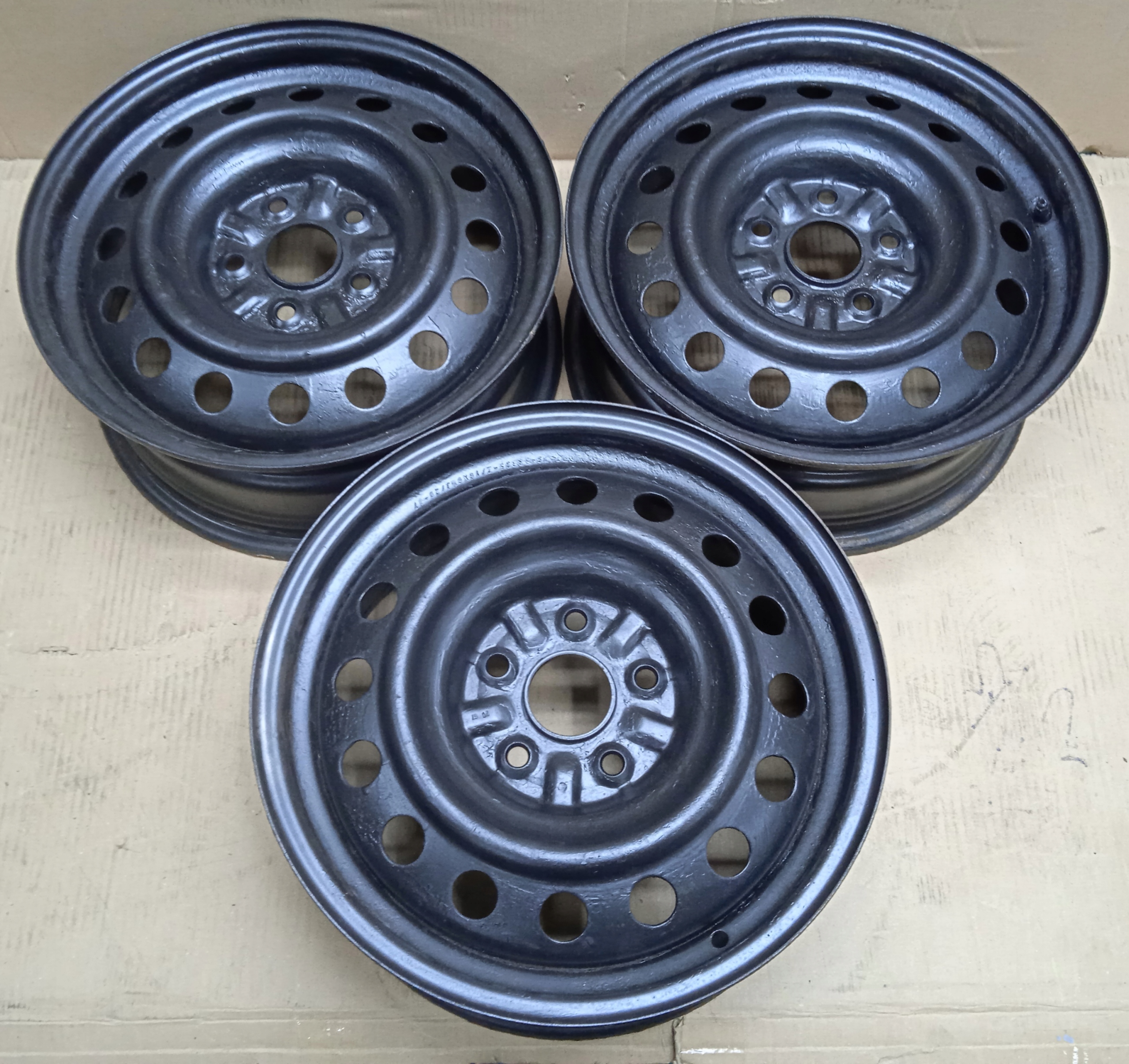 FELGA STALOWA 16 AURIS AVENSIS COROLLA RAV-4 C-HR VITARA 5x114,3 ET45