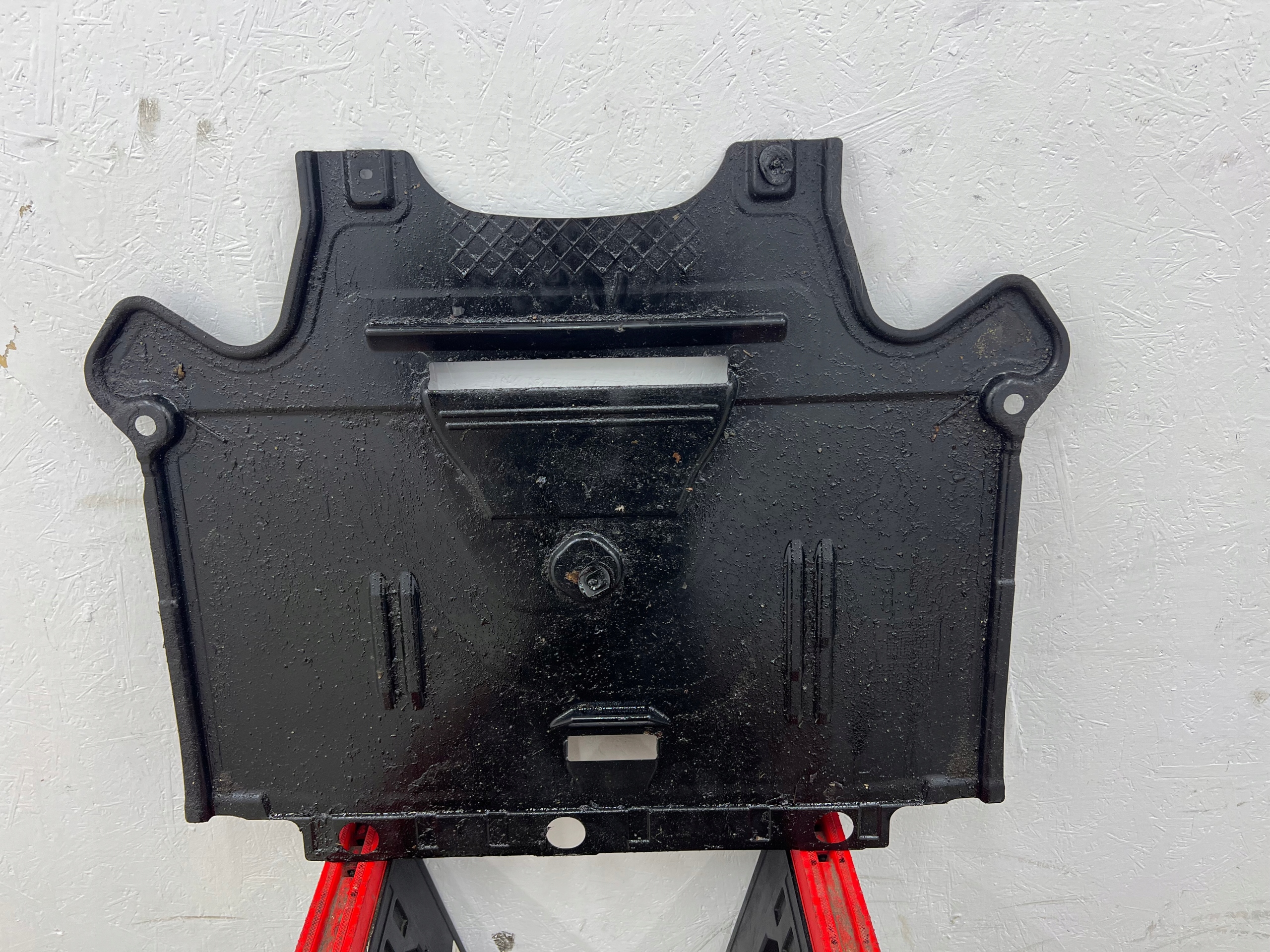 Audi A4 B8 A5 S5 cover below gearbox 8K1863822F