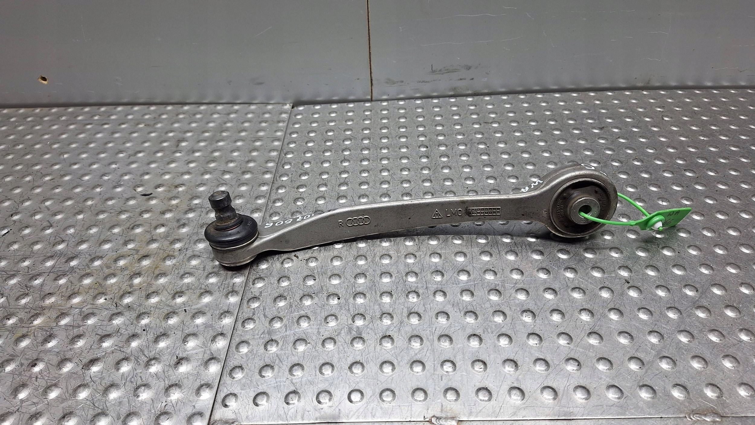 arm right front upper original 8E0407506A AUDI A4 B6 B7 A6 C5 SEAT EXEO