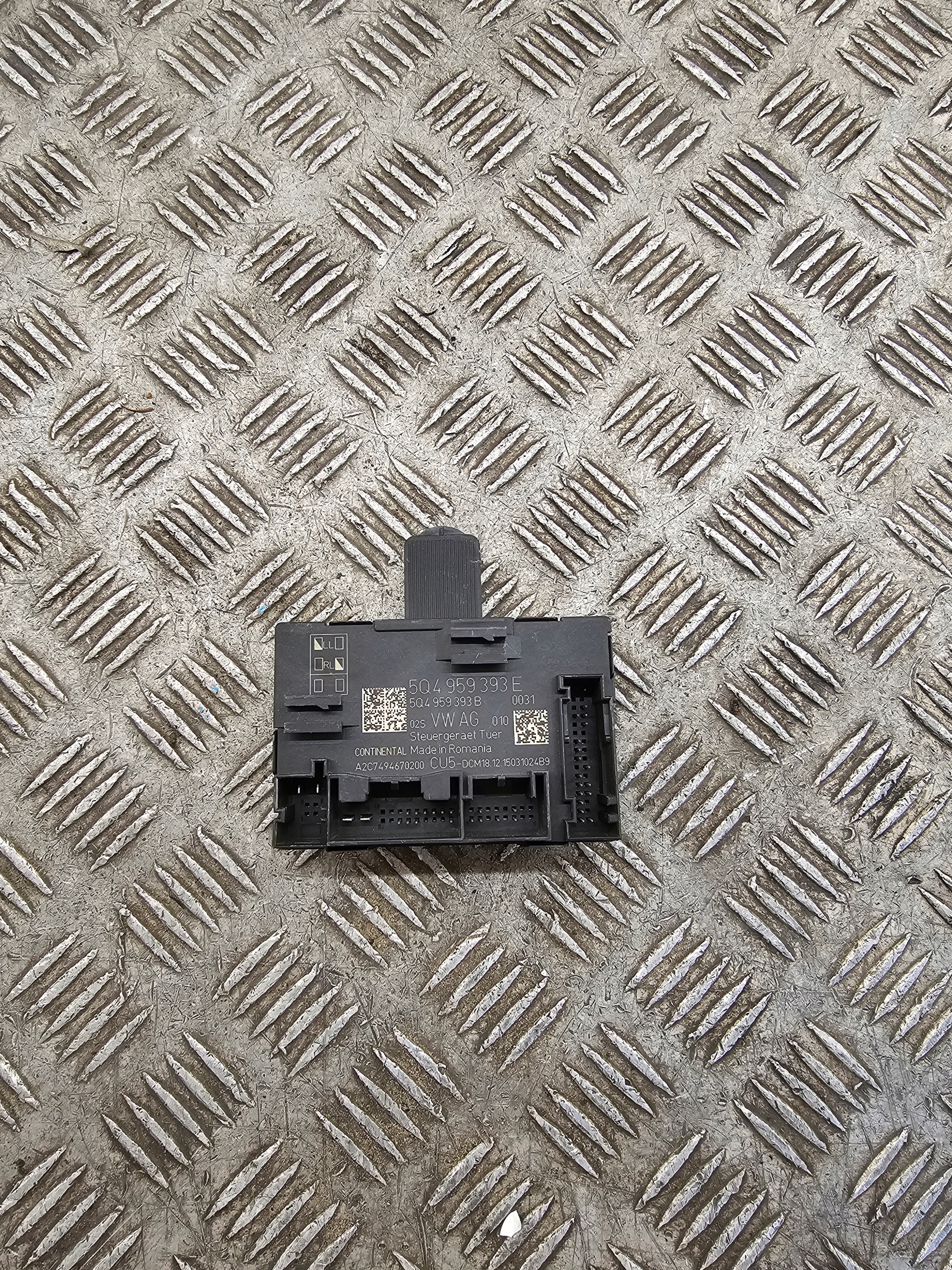 module control unit door front 5Q4959393E VW GOLF VII OCTAVIA III LEON II A3