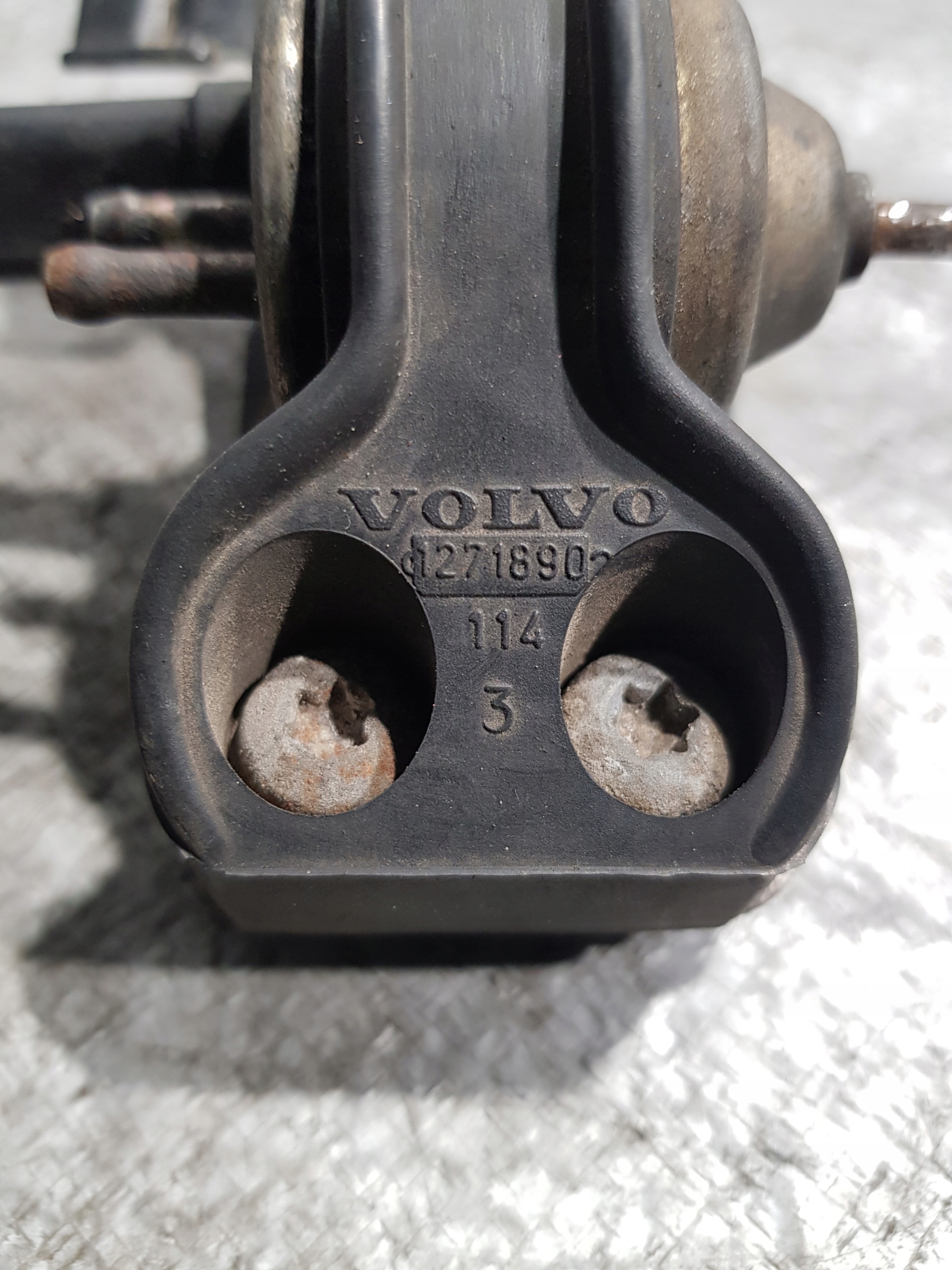 valve vacual VOLVO V70 1271890
