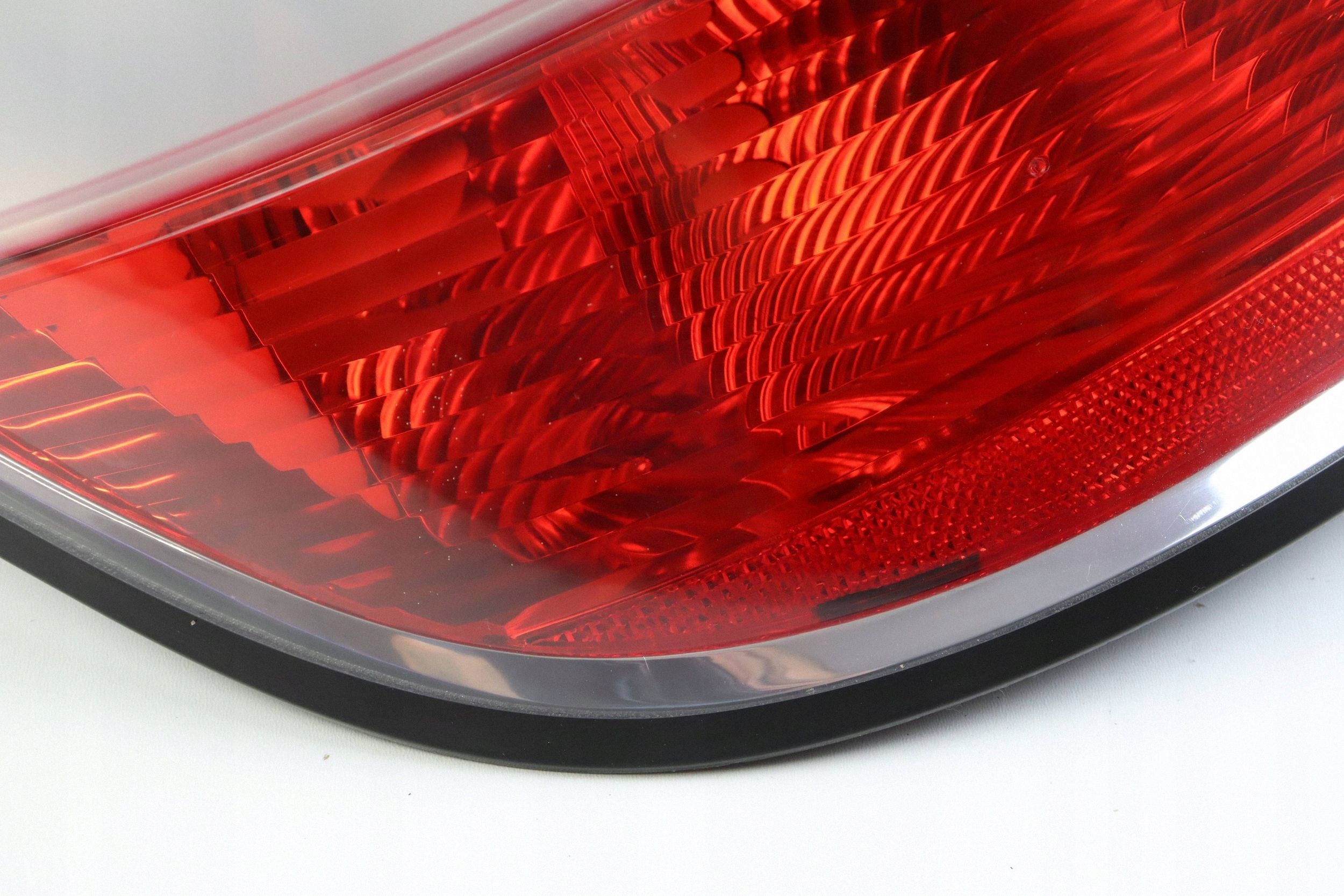 OPEL ASTRA H III light left rear part rear HATCHBACK 5D EUROPA 24451835