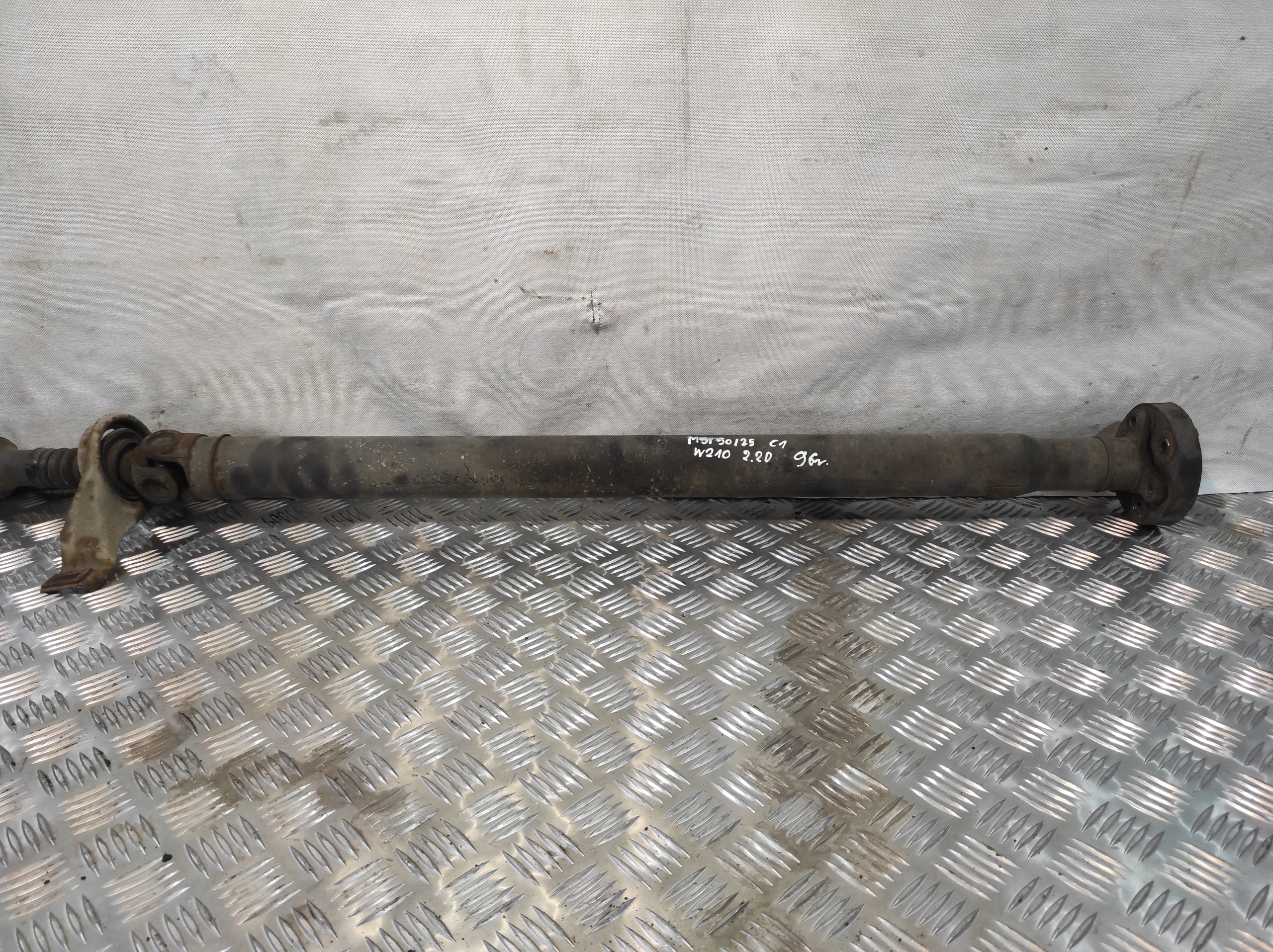 Arbre transmission MERCEDES W210 2.2 D Berline