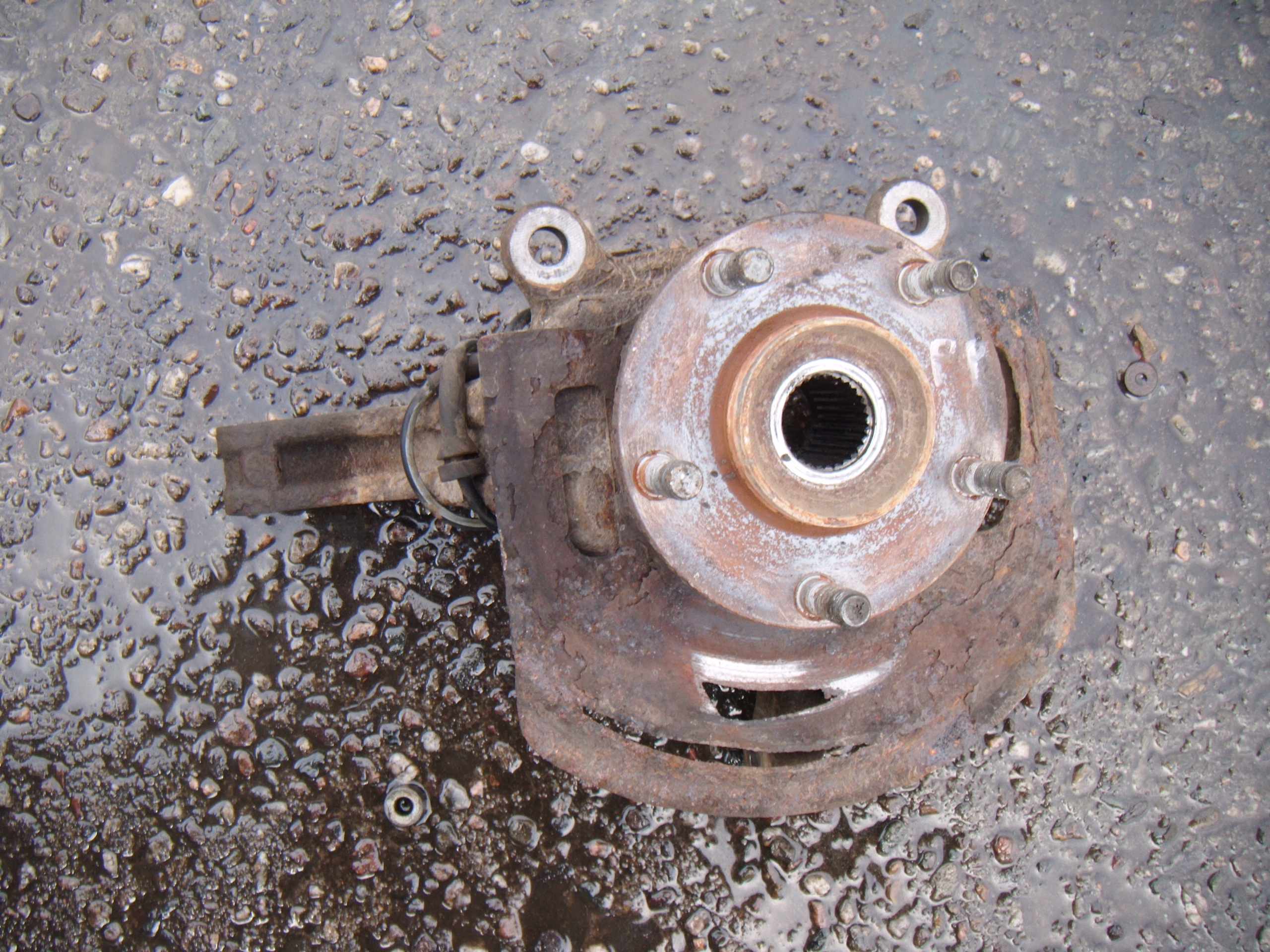 RENAULT KOLEOS 1 I 07- 2.0DCI 4X4 PIASTA ZWROTNICA PRAWA PRZÓD