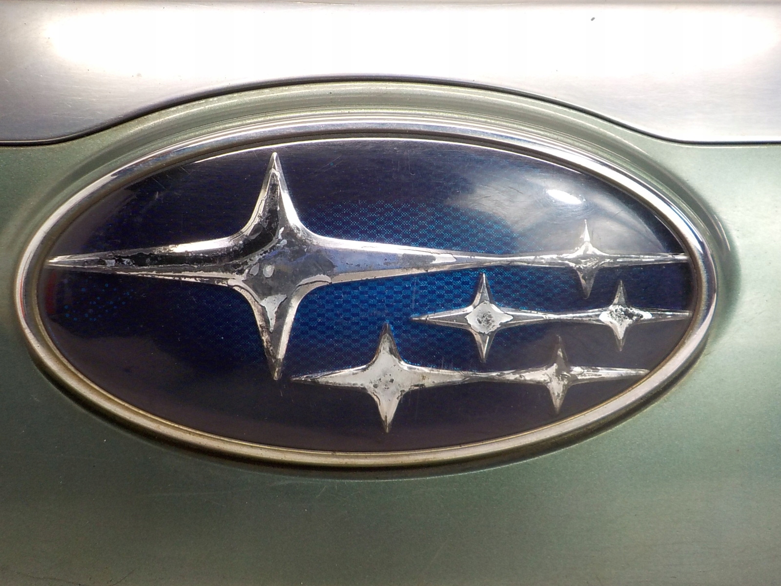 SUBARU FORESTER II SG LIFT cap bonnet moulding
